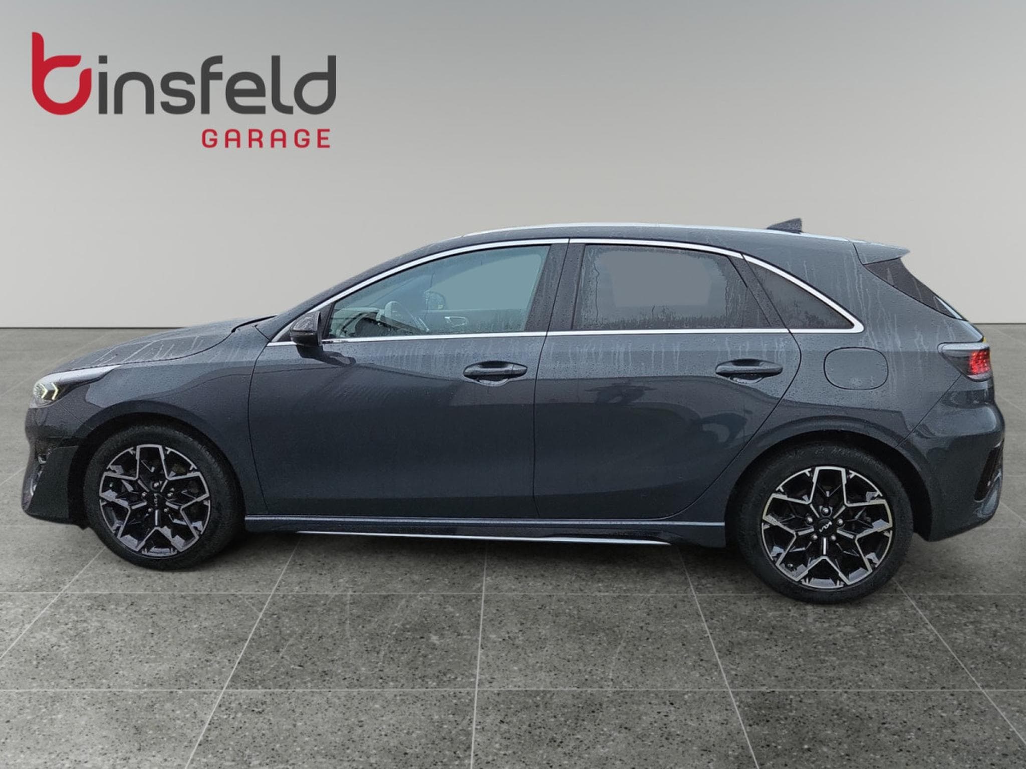 Kia Ceed GT Line 1.6 CRDi 136 MHEV DCT7 (2024) - Photo 2