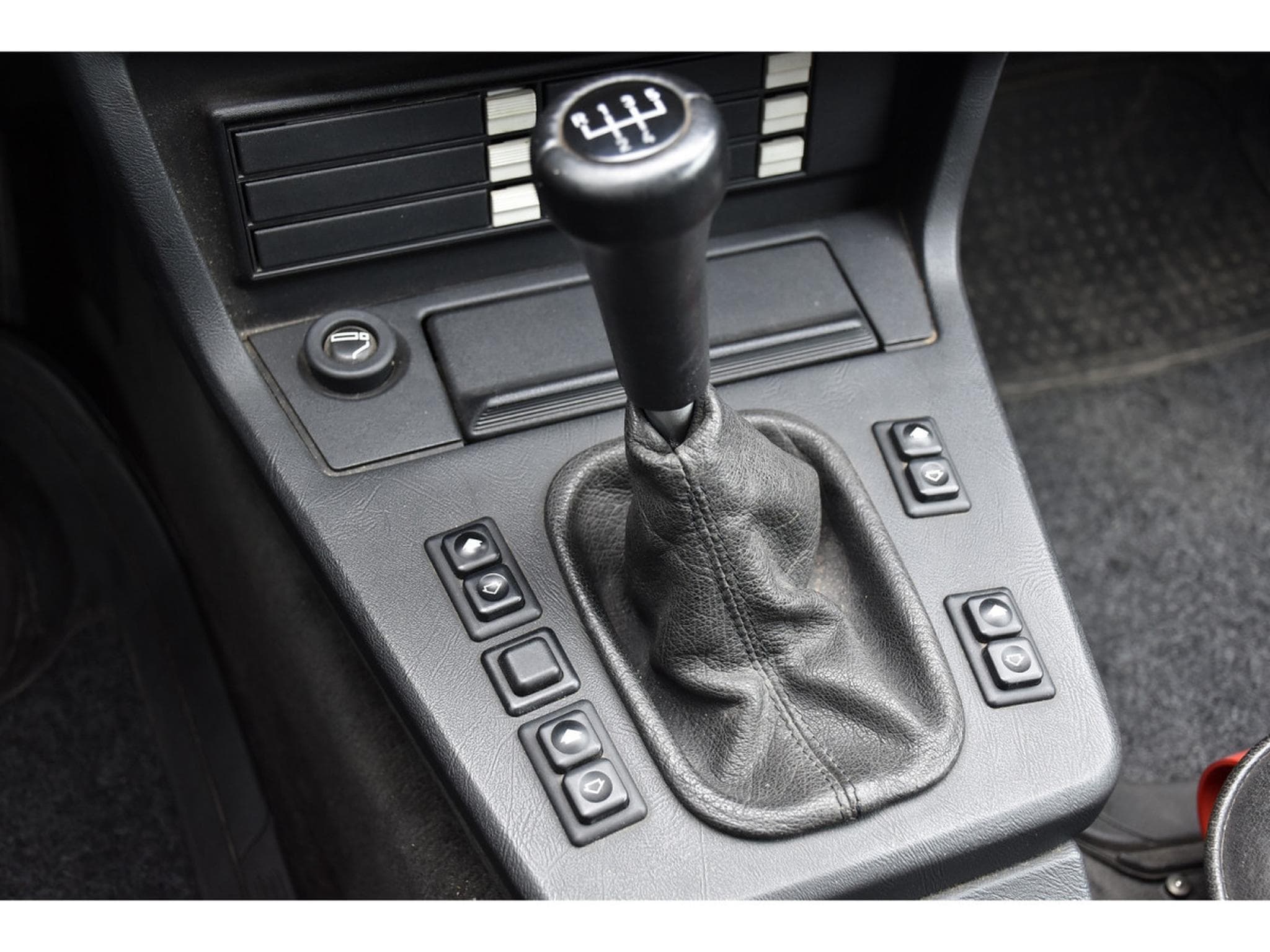 BMW 635 CSI CUIR TOIT OUVRANT REGUL 1° MAIN (1986) - Photo 14