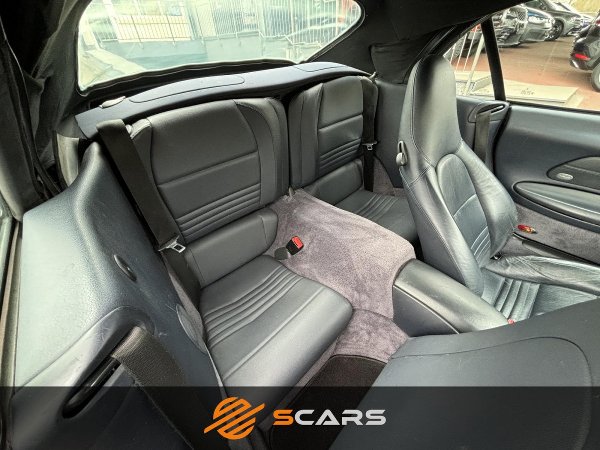 Porsche 911 Carrera 2 Cabriolet Tiptronic 996 HARDTOP (2001) - Photo 10