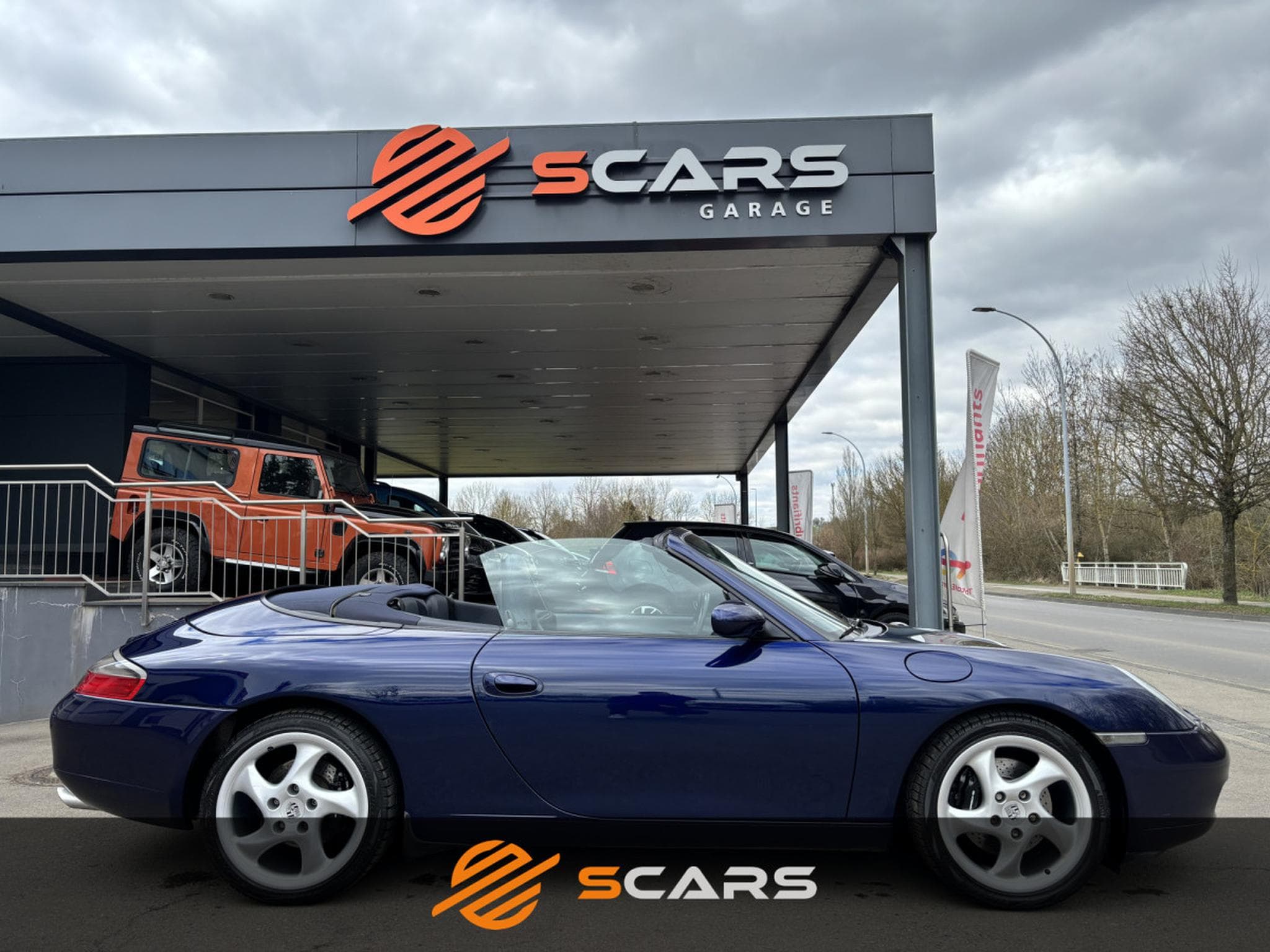 Porsche 911 Carrera 2 Cabriolet Tiptronic 996 HARDTOP (2001) - Photo 13