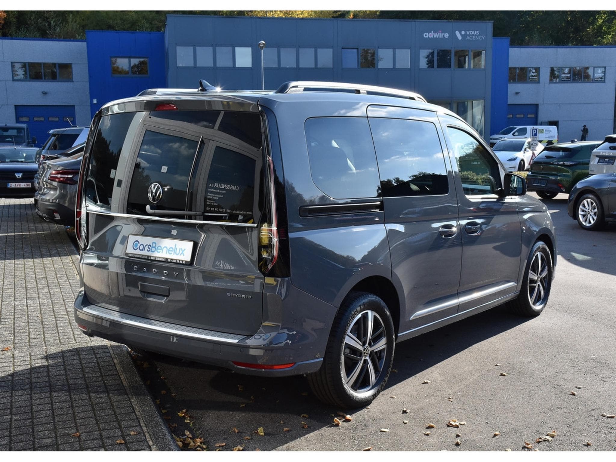 VW Caddy 1.5 TSI eHybrid PHEV Style DSG ACC TRAVEL SIDE ATT RMQ NEUF (2025) - Photo 4