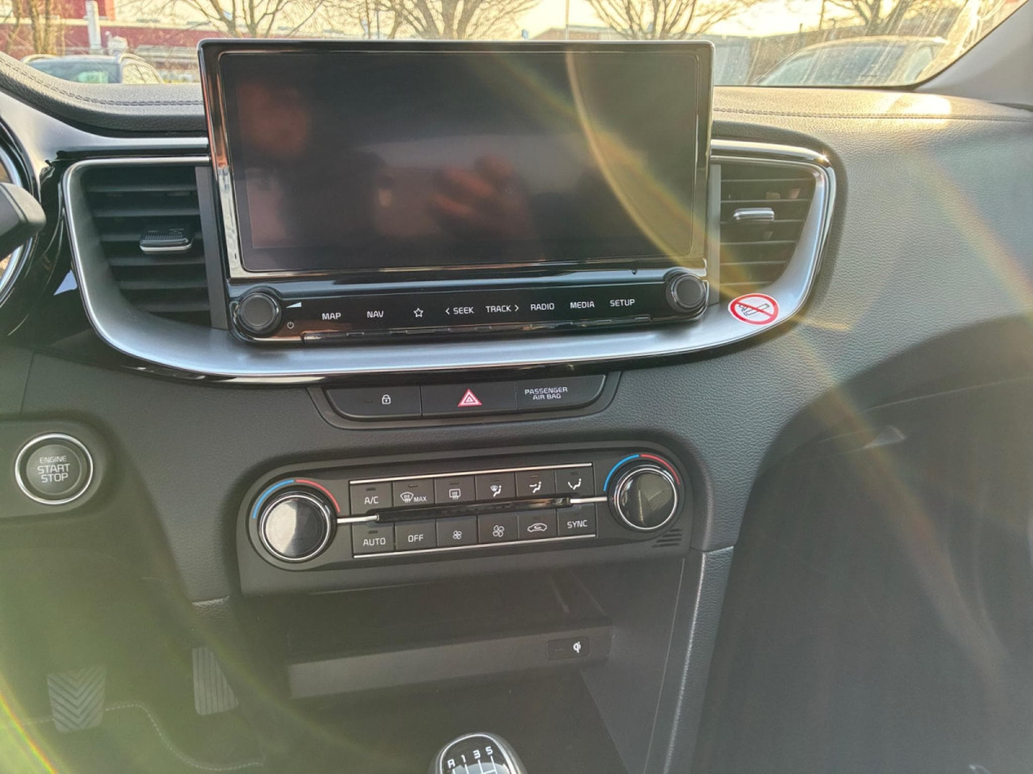 Kia Ceed Pulse 1.0T ISG (2024) - Photo 10