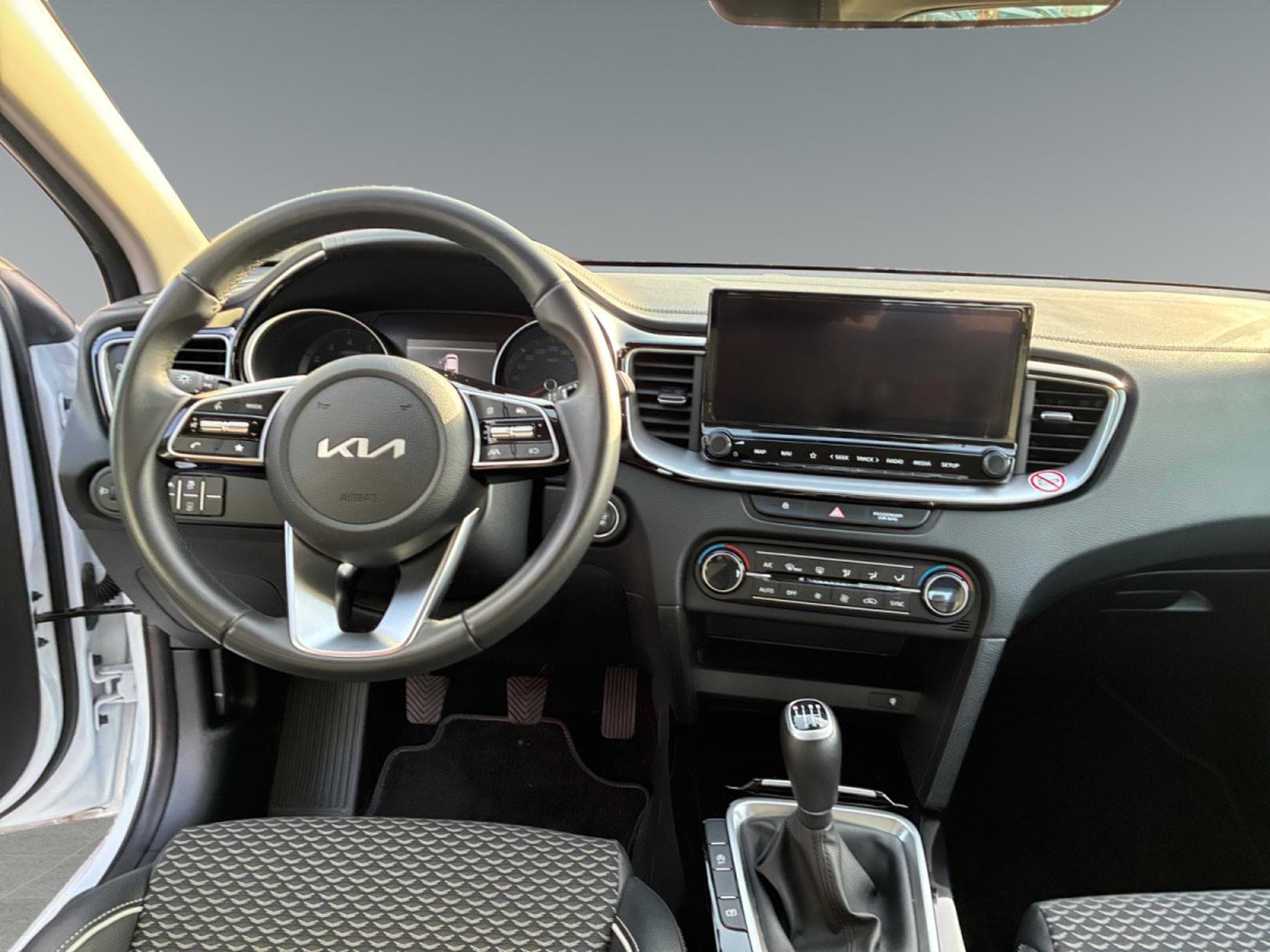 Kia Ceed Pulse 1.0T ISG (2024) - Foto 20
