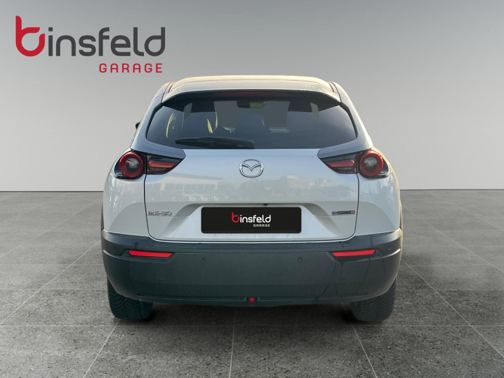 Mazda MX-30 17,8 kWh e-SKYACTIV R-EV 170 hp Makoto Modern Confidence AT (2025) - Photo 4