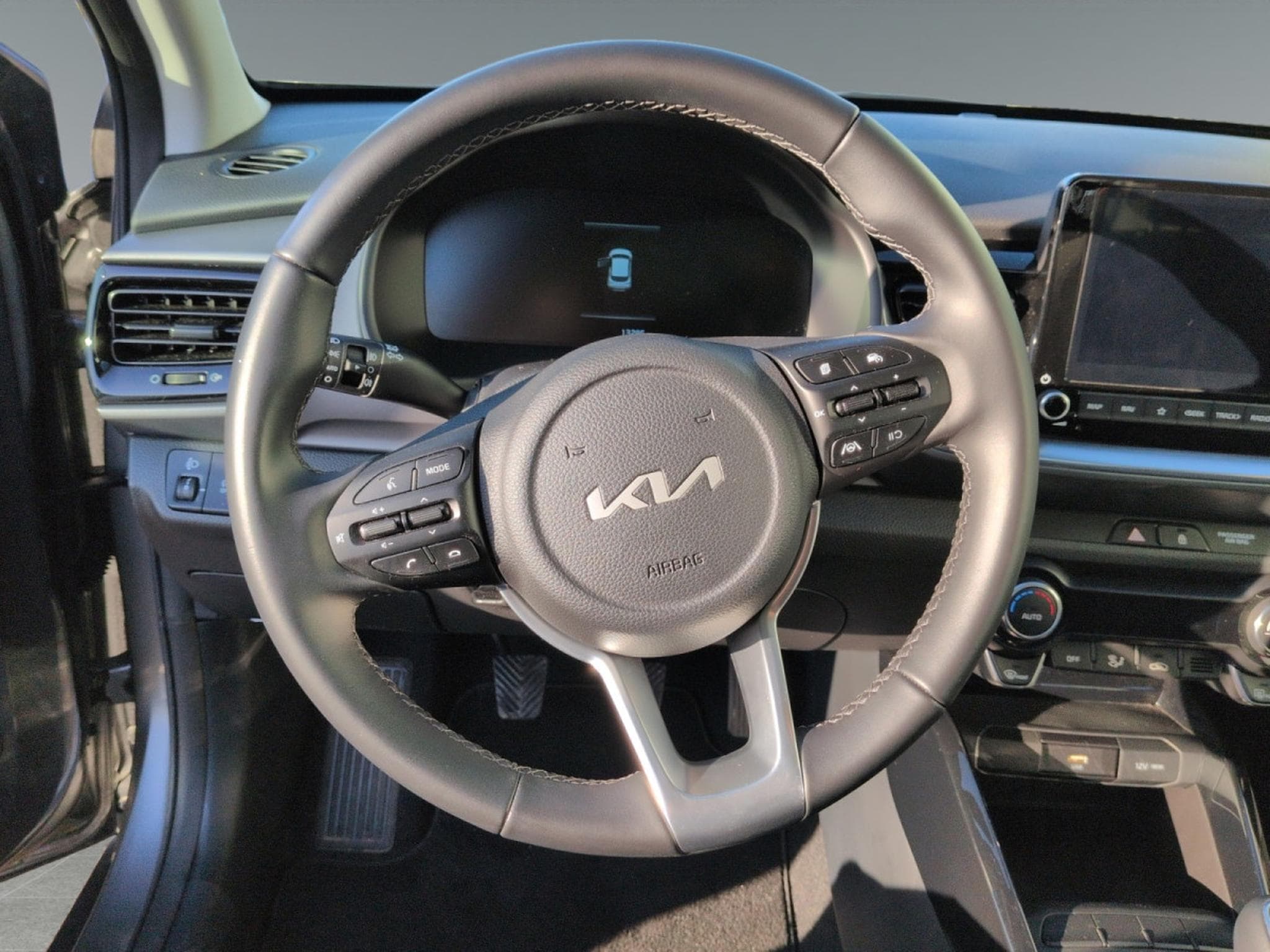 Kia Stonic Pulse 1.0T ISG (2024) - Photo 10