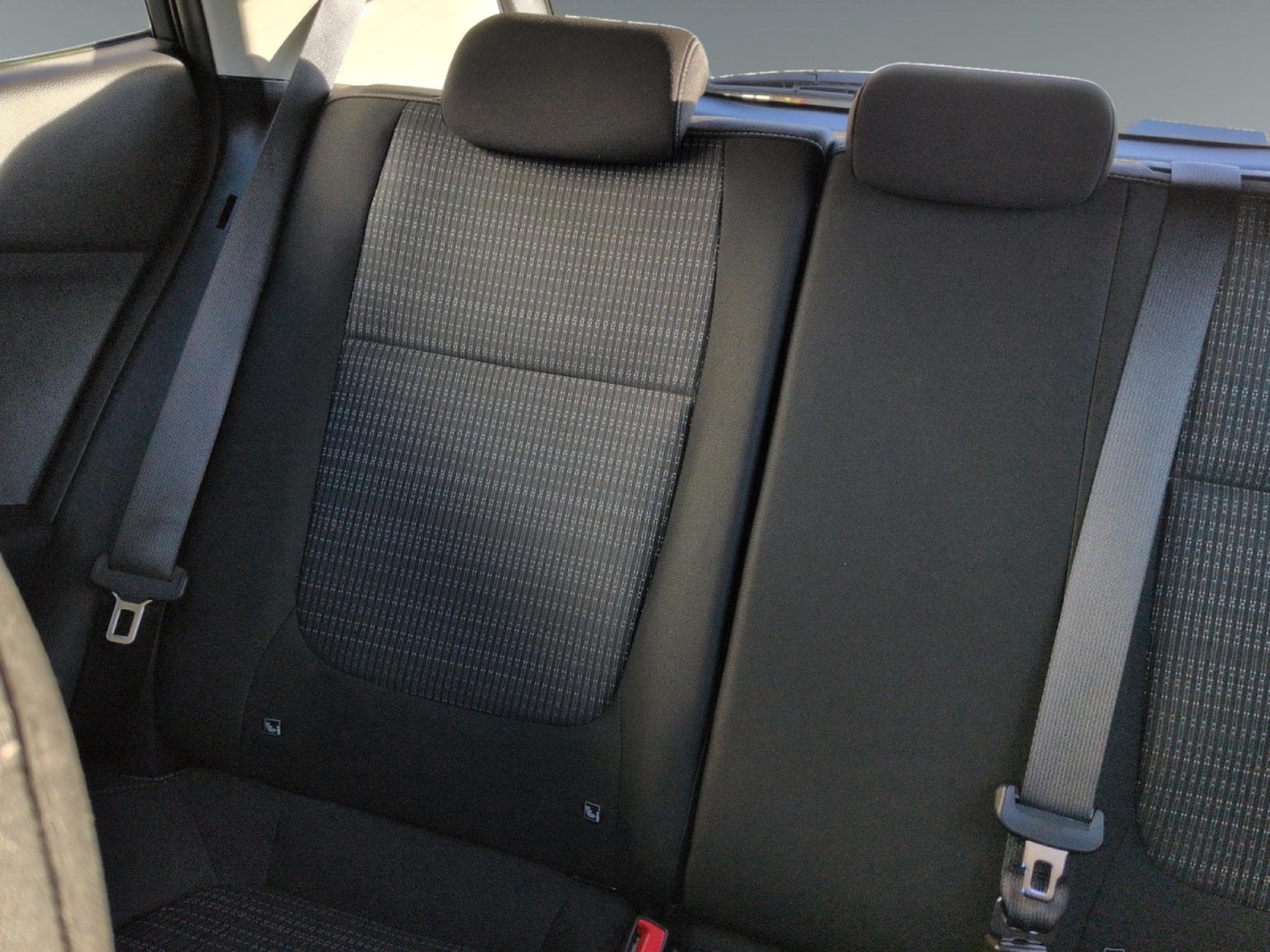 Kia Stonic Pulse 1.0T ISG (2024) - Photo 14