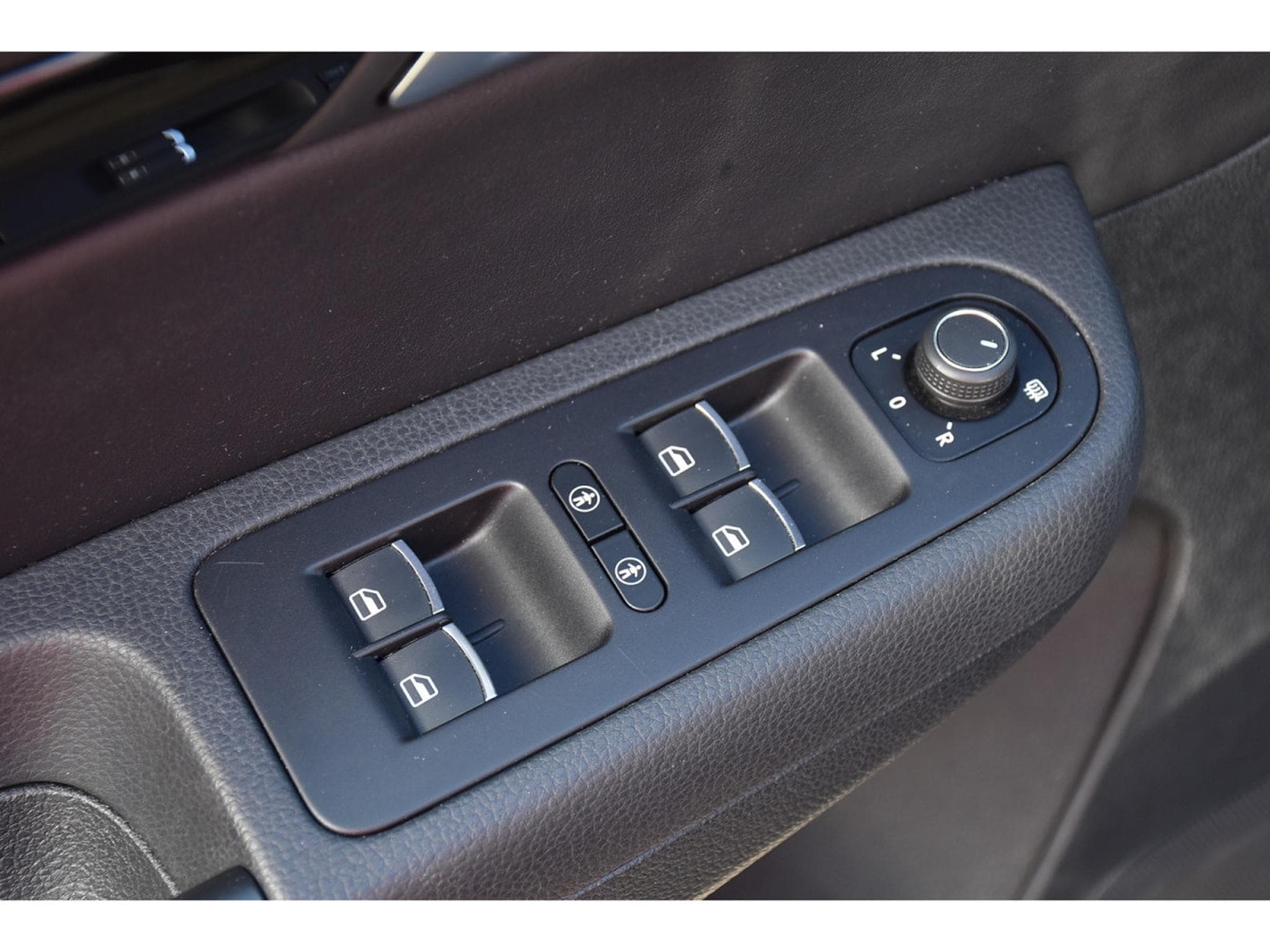 VW Sharan 2.0 TSI Highline DSG 7Pl. CUIR MEM PANO ACC SIDE CHFF ADD (2018) - Photo 21