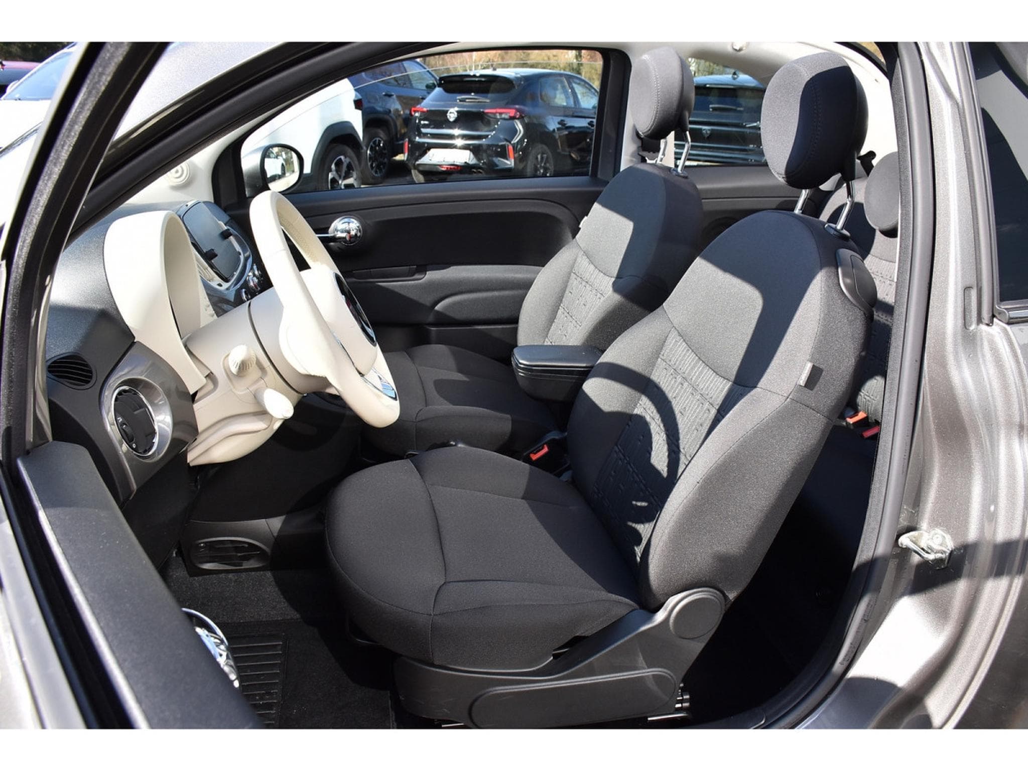 Fiat 500 1.0 Hybrid GPS REGUL PDC 1° MAIN (2023) - Photo 9