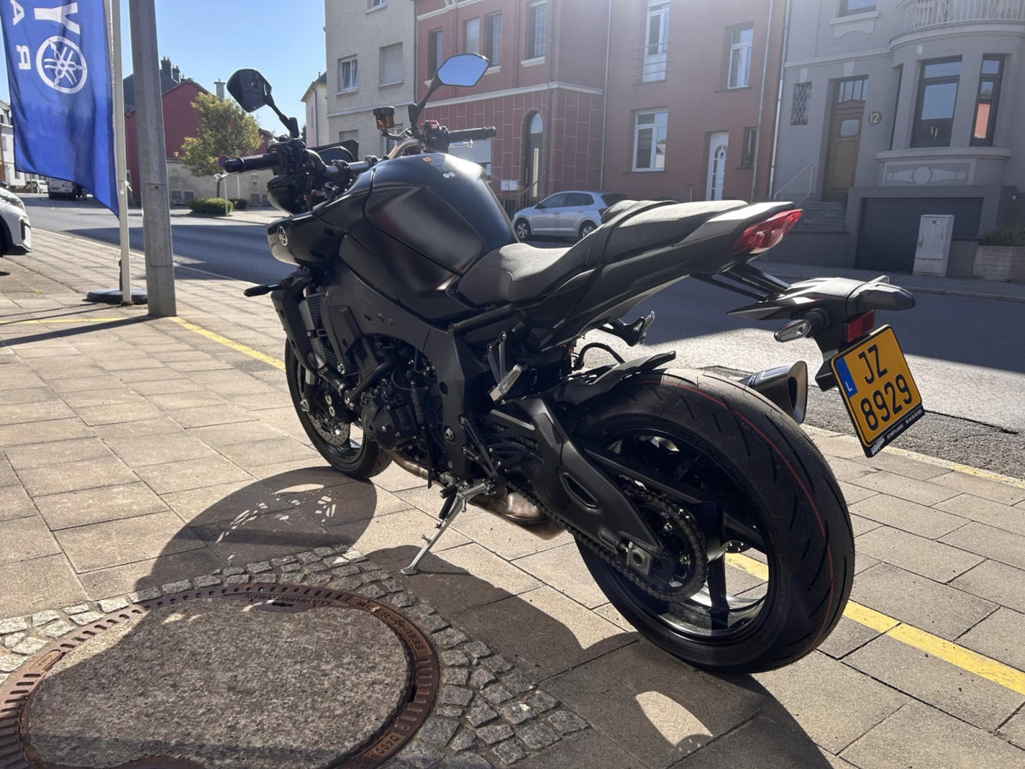 Yamaha MT10 AKRAPOVIC (2025) - Foto 5