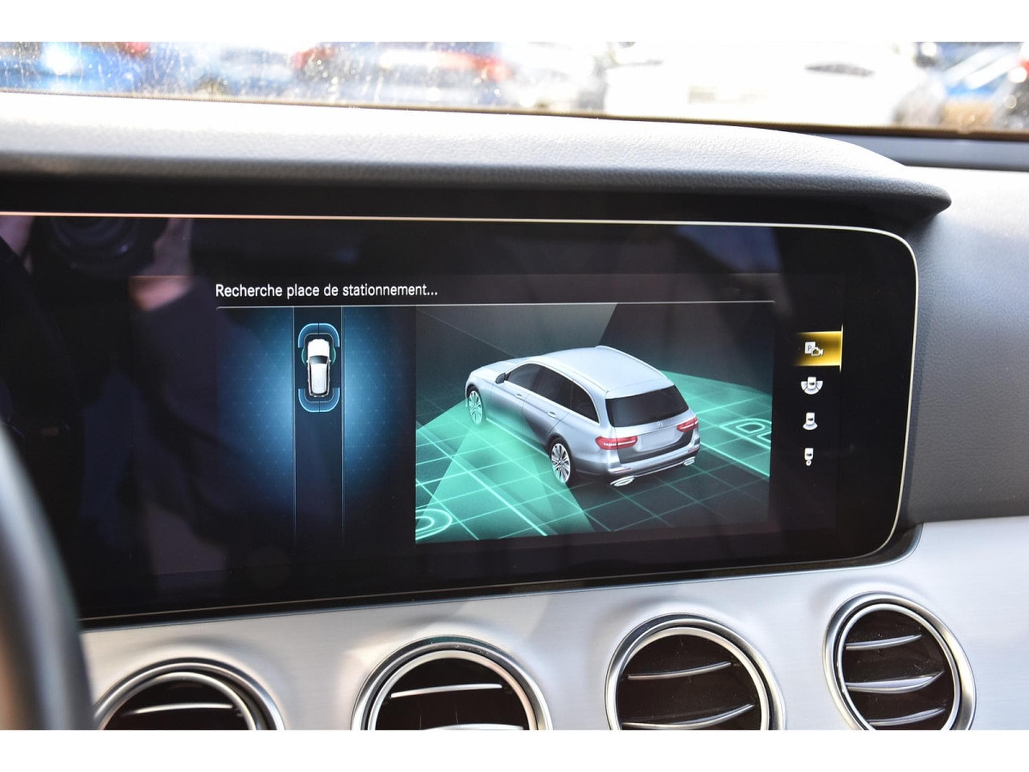 Mercedes E 200 CDI Break 9G-Tronic ANGLE MORT ATT REMORQUE CAM (2022) - Foto 15