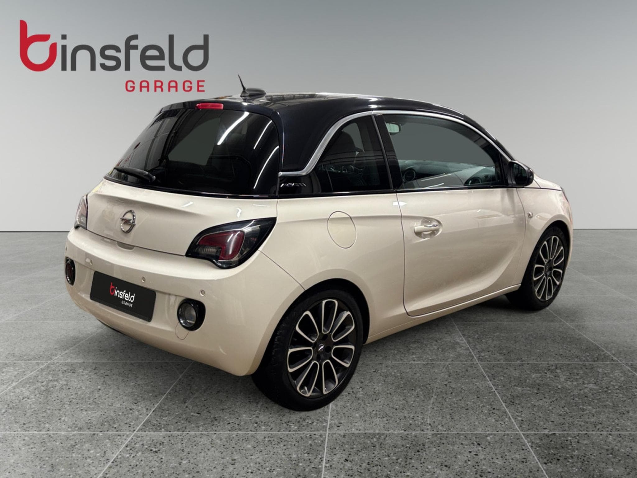 Opel Adam 1.0 Turbo Black Jack (2016) - Photo 5