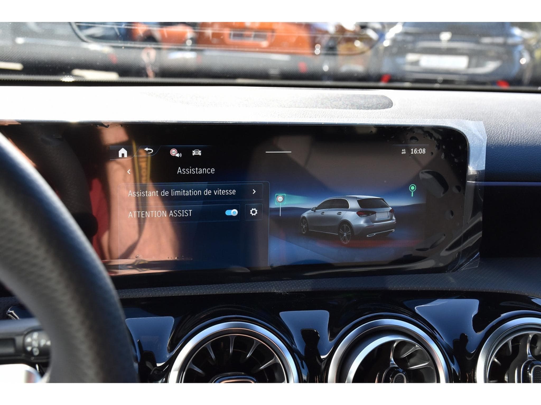 Mercedes A 200 d AMG Line 8G-DCT REGUL GPS CAM PARK APPLE CARPLAY NEUVE (2025) - Foto 14