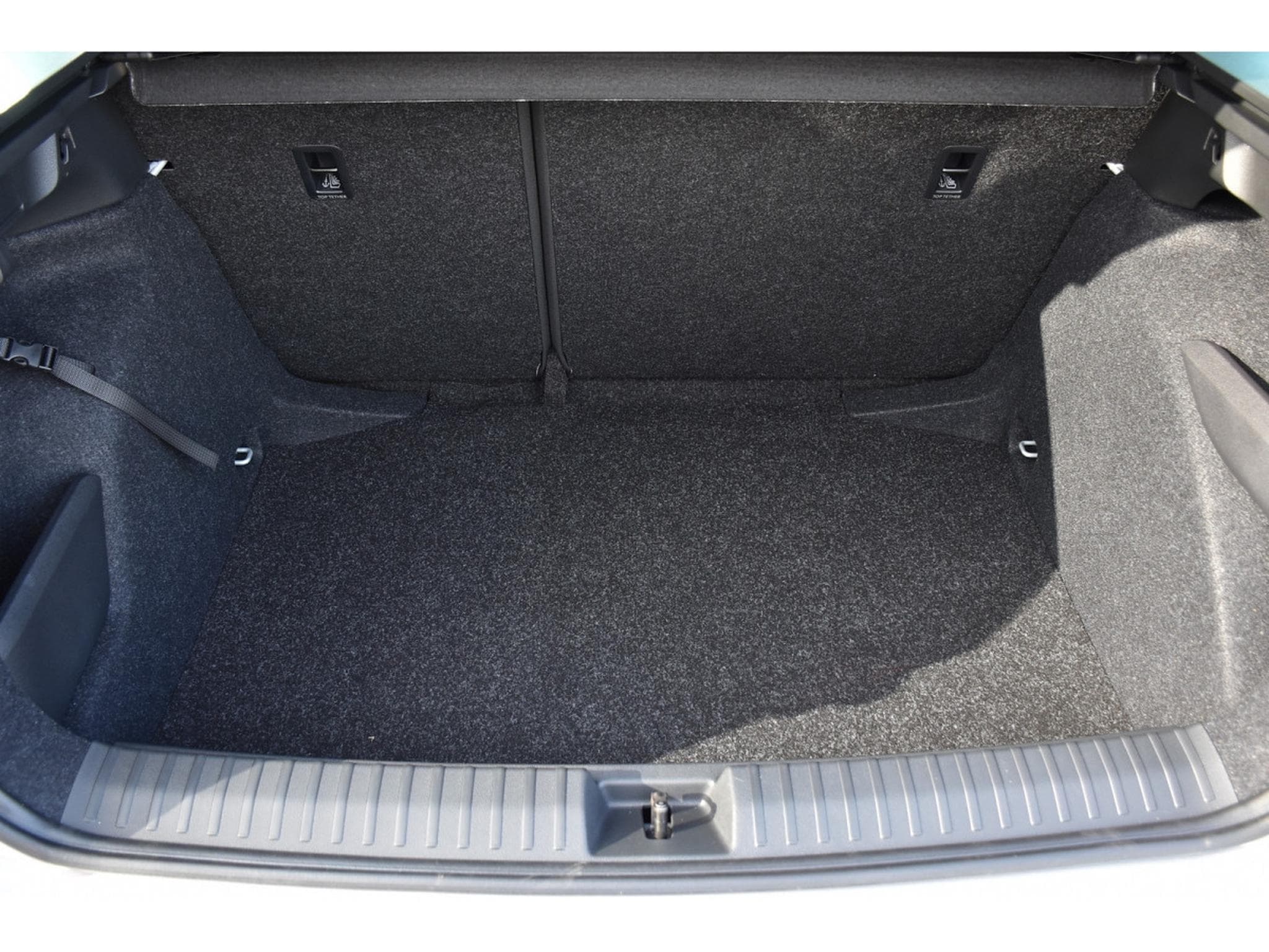 Skoda Kamiq 1.0 TSI 116 DSG Black Dots SG CHFF REGUL LANE LED NEUF (2025) - Photo 17