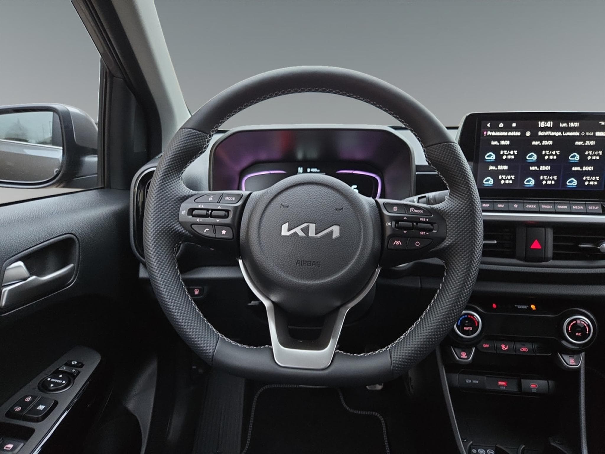 Kia Picanto GT Line 1.2 MPI ISG 79 AMT (2026) - Photo 11