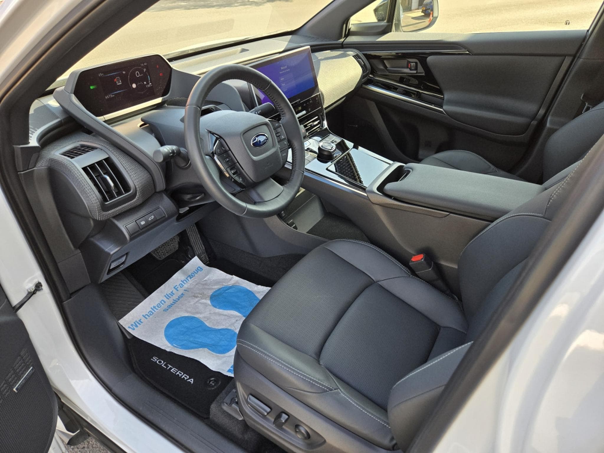 Subaru Solterra SUBARU SOLTERRA (2023) - Photo 6