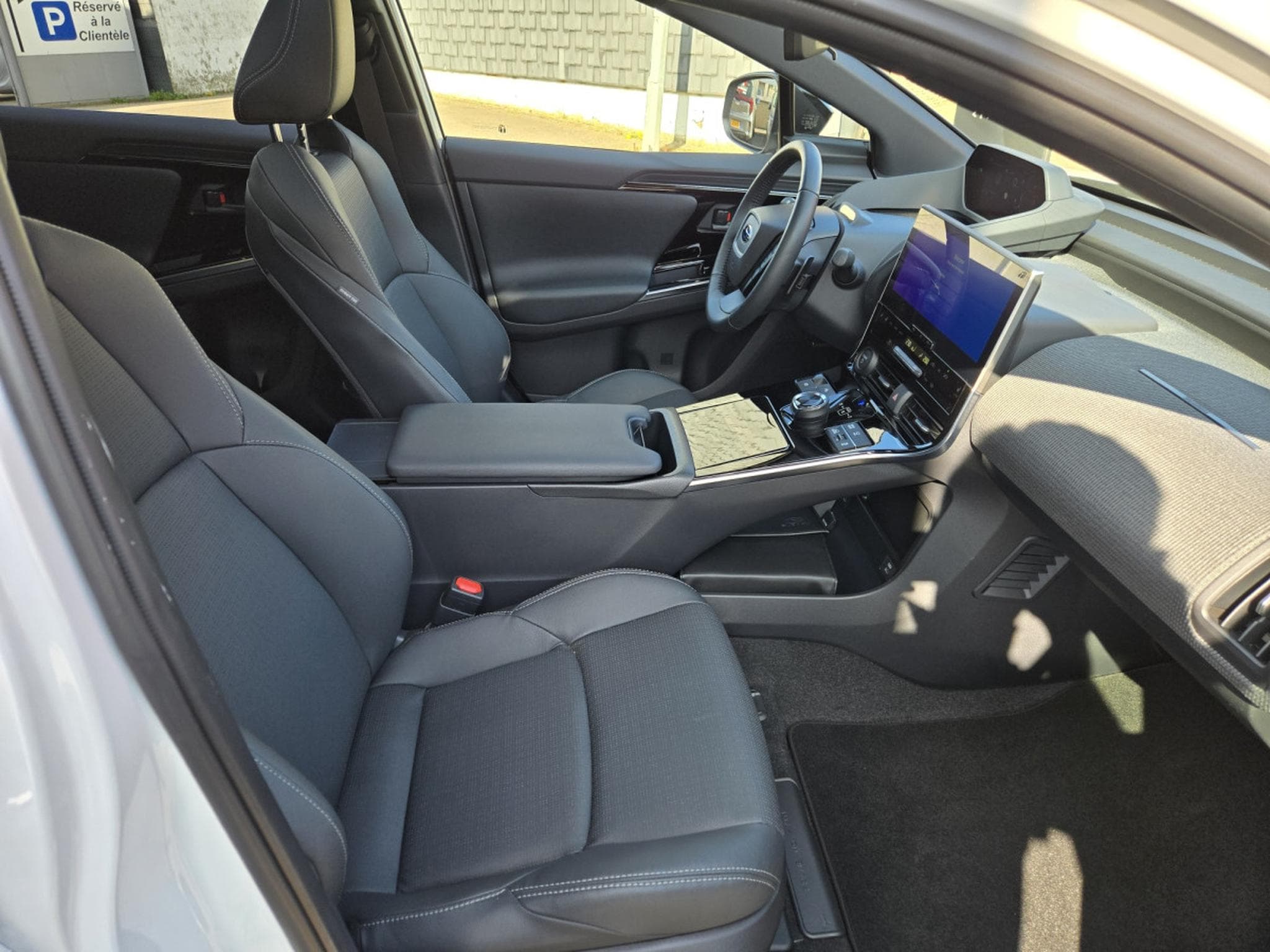 Subaru Solterra SUBARU SOLTERRA (2023) - Photo 8