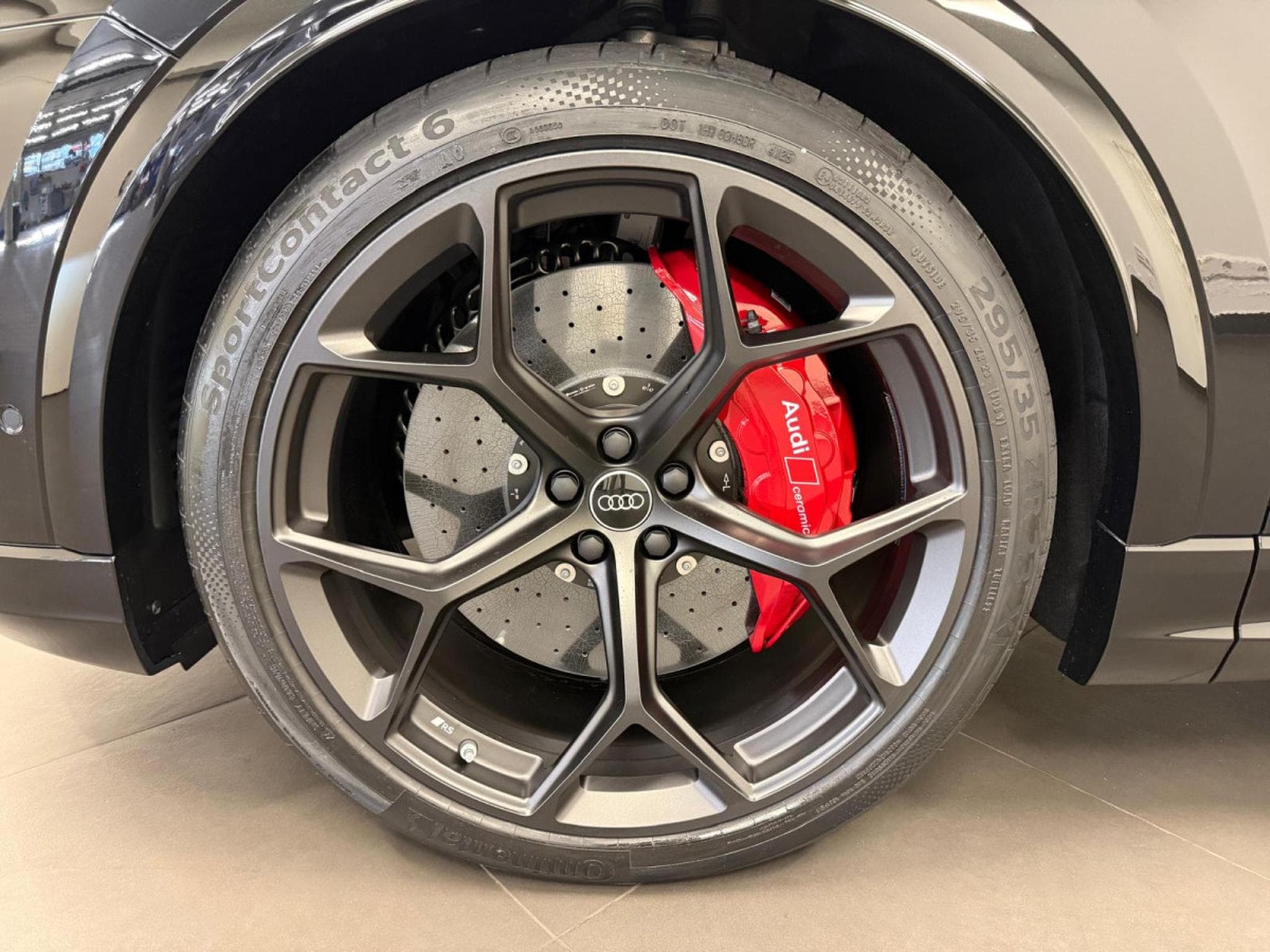 Audi RSQ8 SUV TFSI quattro performance 640CV / 471 kW tiptronic (2026) - Photo 10