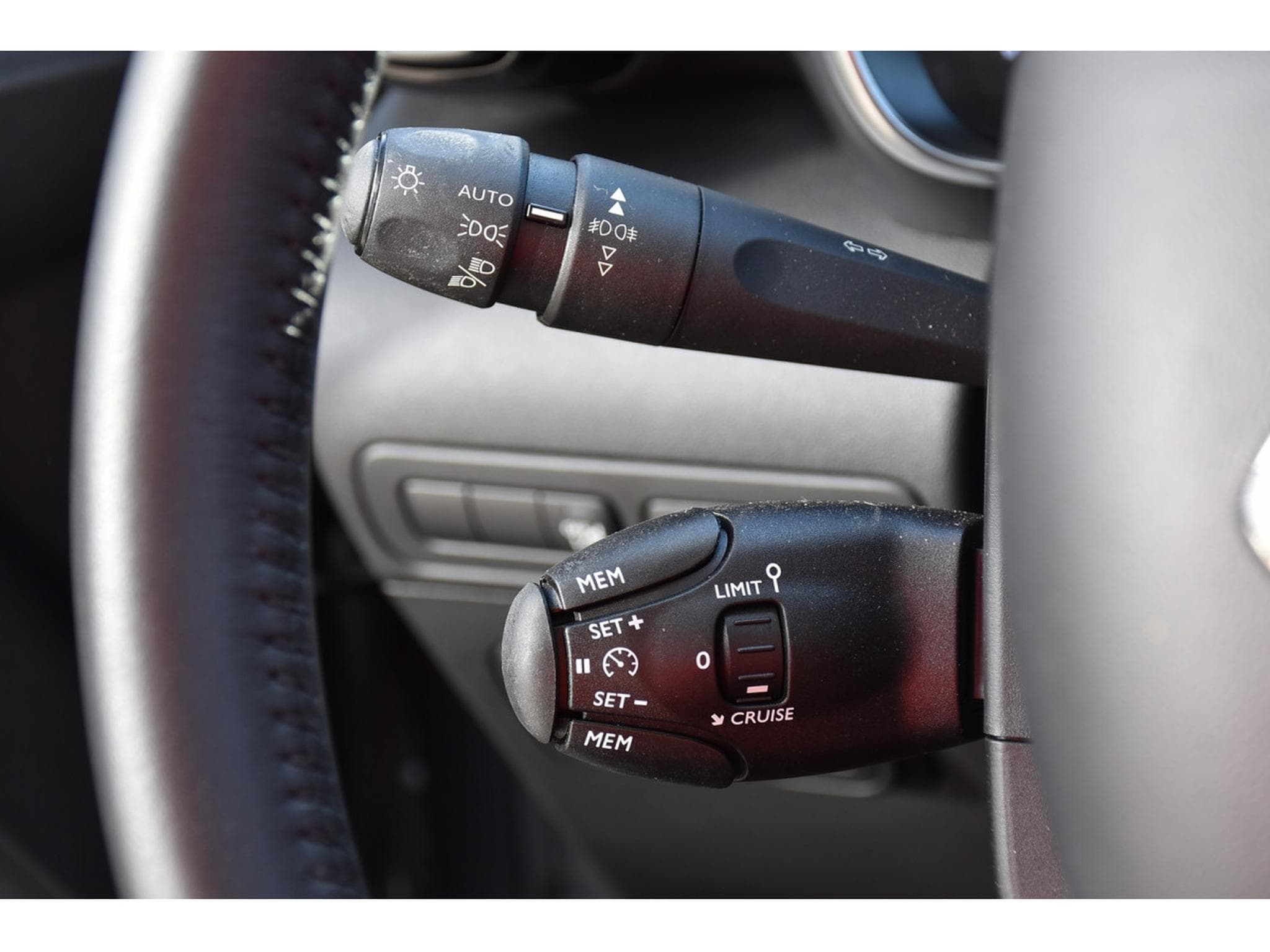 Citroën C3 Aircross 1.2 PureTech 110 MAX REGUL GPS LANE HUD GRIP CAM JA17 1°MAIN (2024) - Photo 19