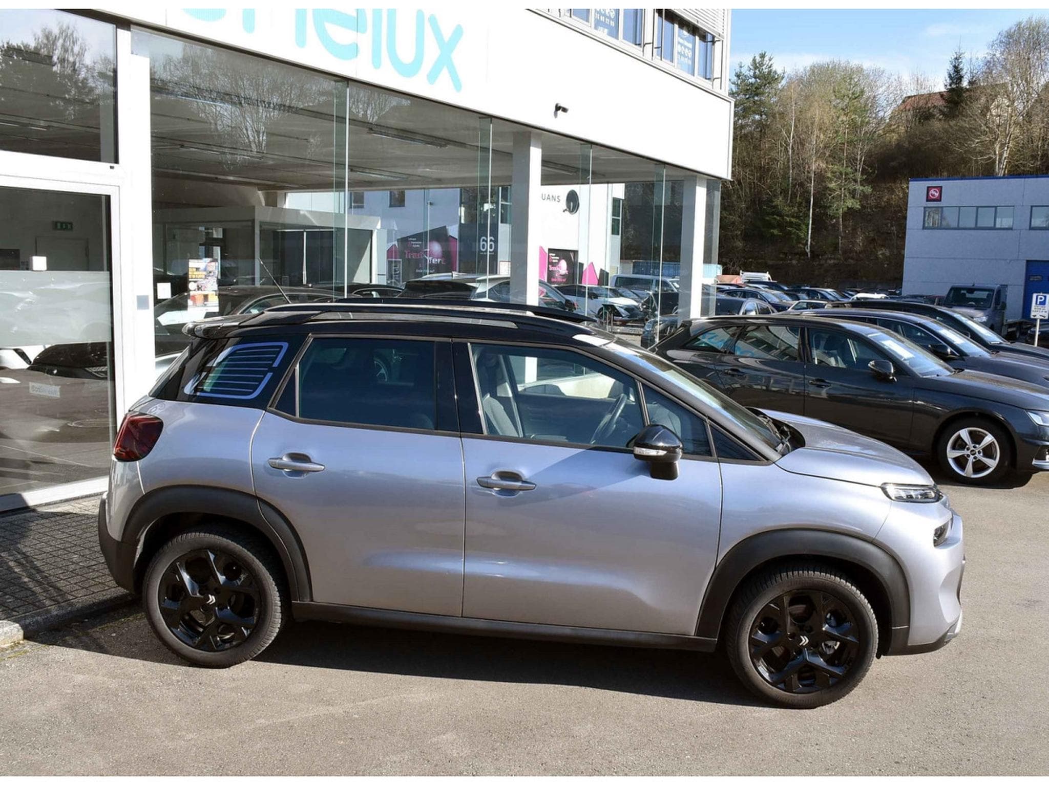 Citroën C3 Aircross 1.2 PureTech 110 MAX REGUL GPS LANE HUD GRIP CAM JA17 1°MAIN (2024) - Photo 3