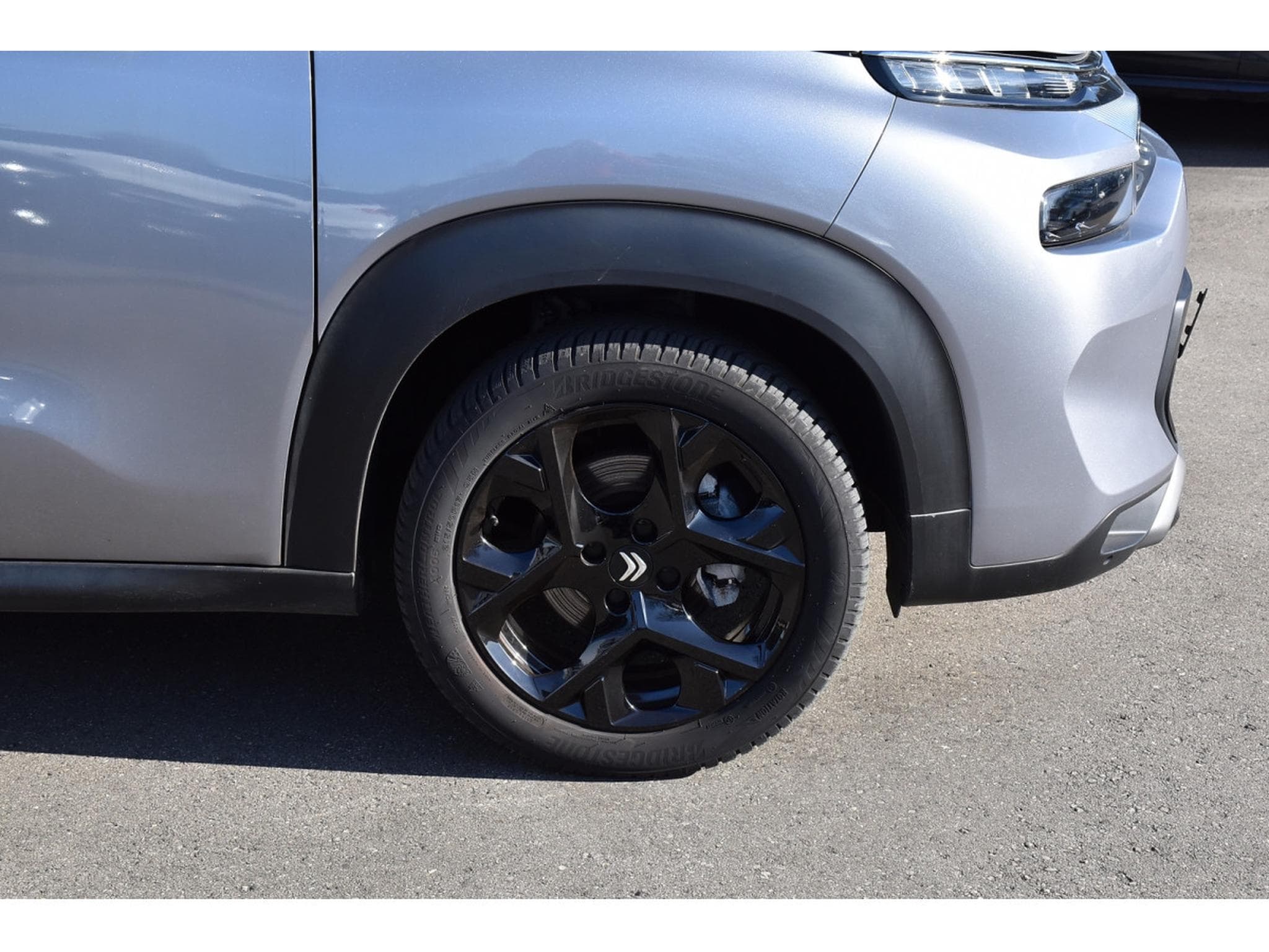 Citroën C3 Aircross 1.2 PureTech 110 MAX REGUL GPS LANE HUD GRIP CAM JA17 1°MAIN (2024) - Photo 5