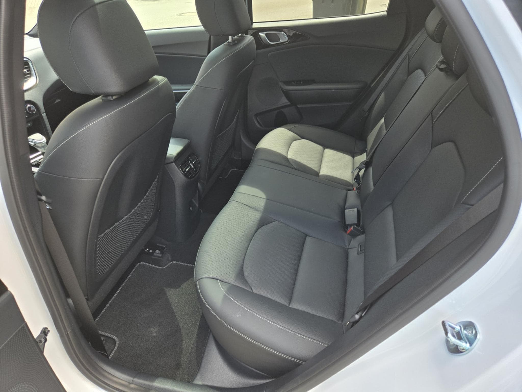 Kia XCeed GT Line 1.5T 140 DCT (2025) - Foto 8