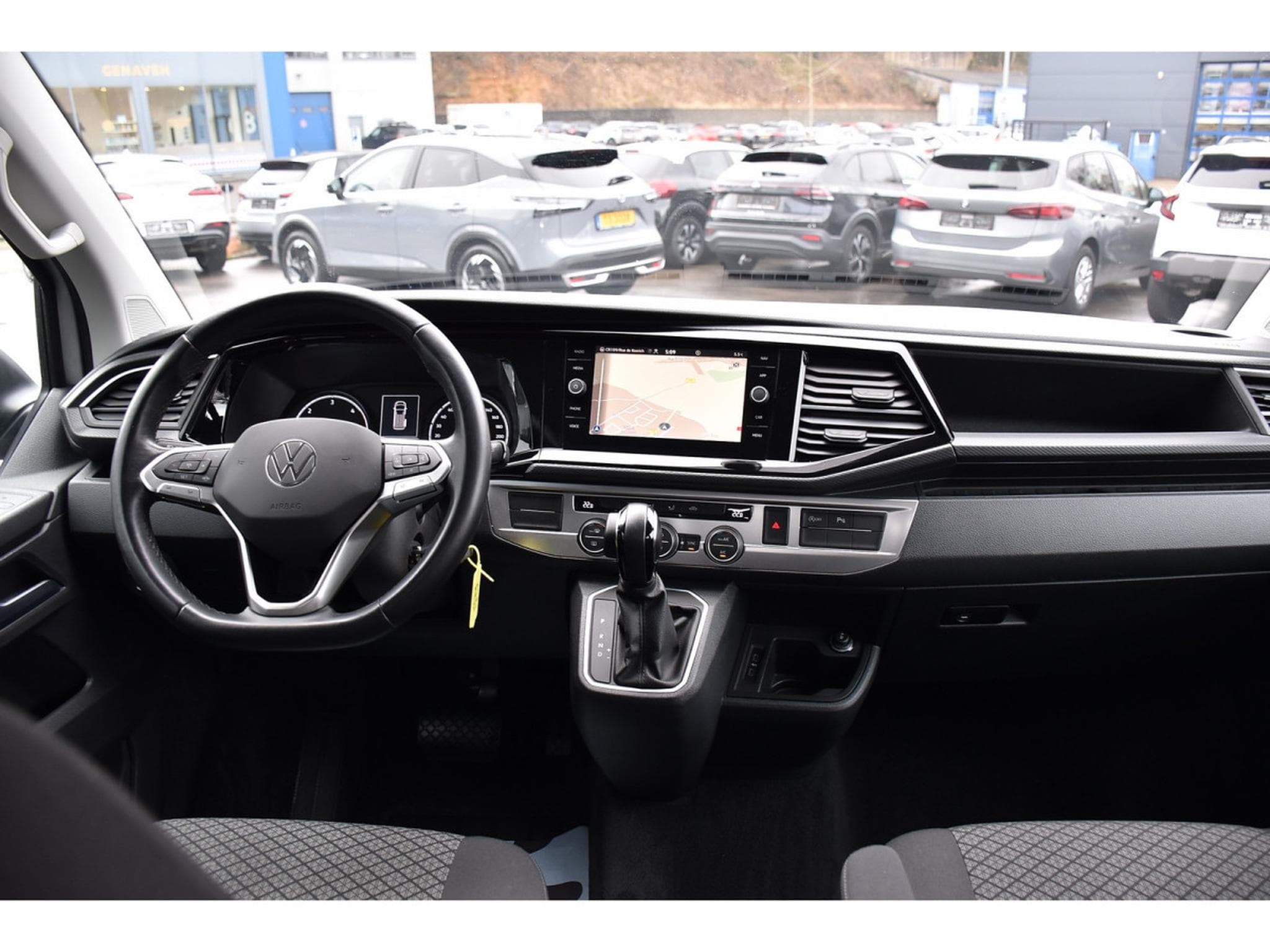 VW T6.1 2.0 TDI Bulli DSG 7PL. ACC SIDE GPS CAM ATT RMQ LED (2021) - Photo 10