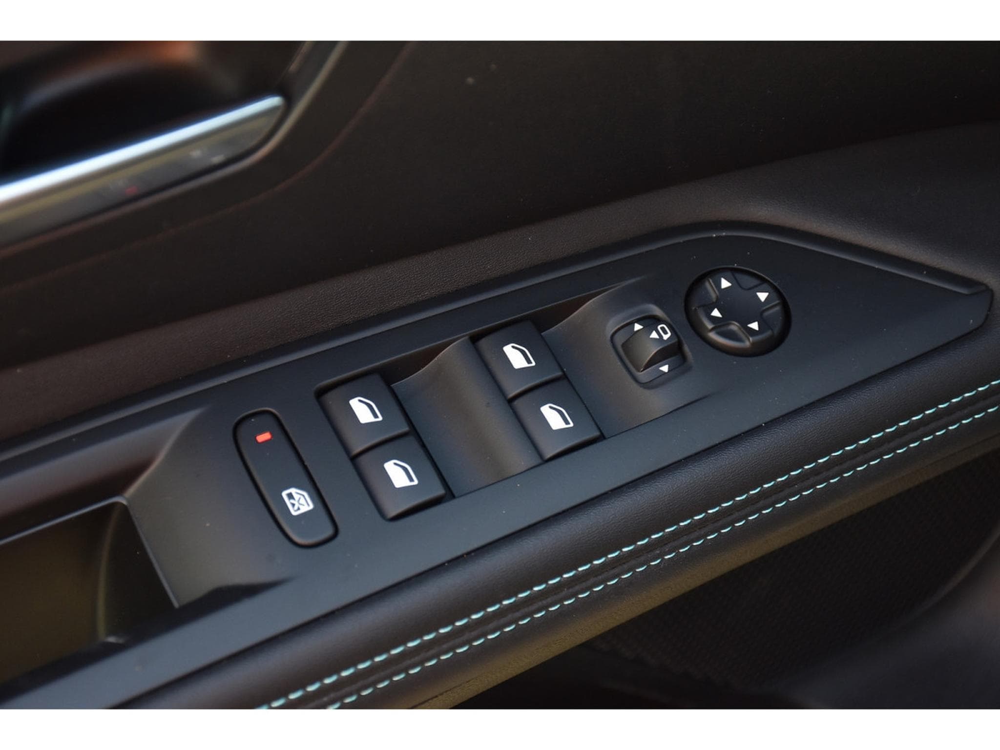 Peugeot 3008 1.6 Hybrid PHEV 180 Allure e-EAT8 ACC LANE SIDE CAM 1° MAIN (2024) - Photo 18