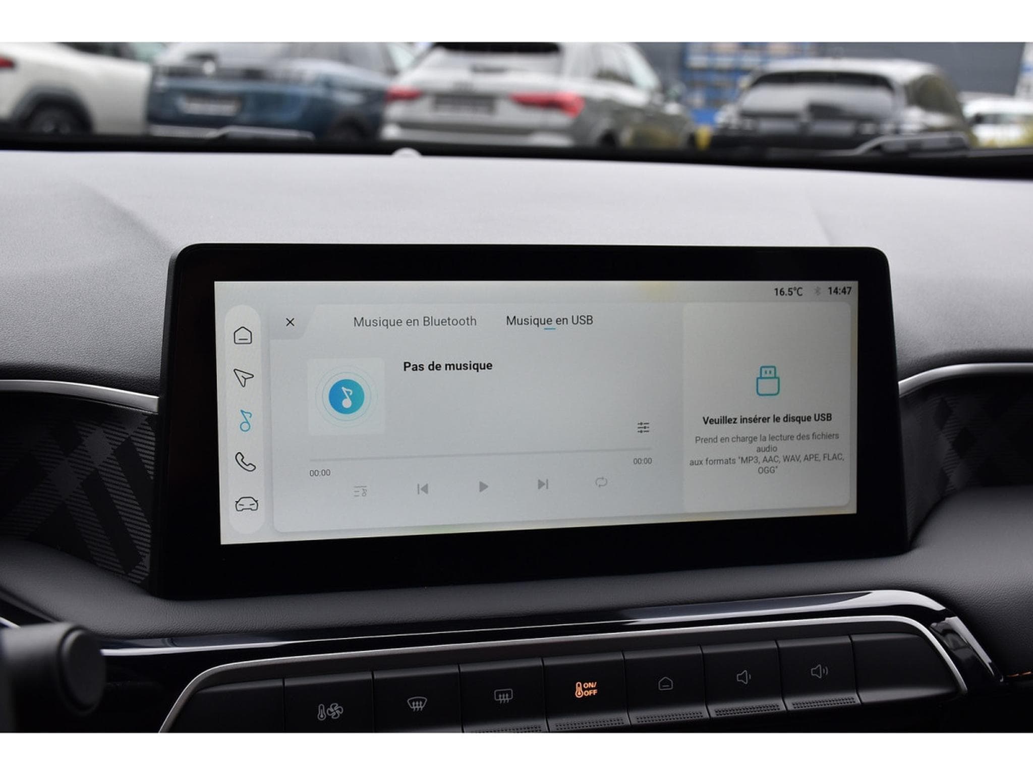 MG MG3 1.5 Comfort GPS LED CAM LANE NEUVE (2025) - Photo 12