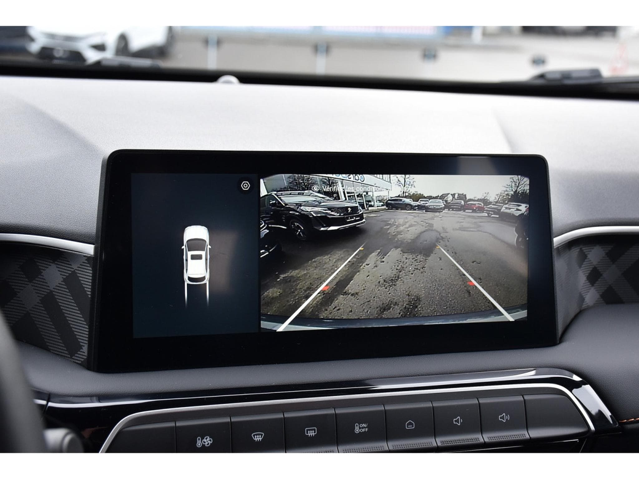 MG MG3 1.5 Comfort GPS LED CAM LANE NEUVE (2025) - Photo 16