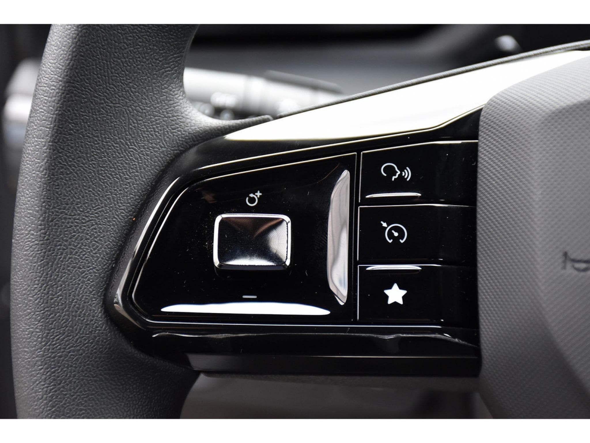 MG MG3 1.5 Comfort GPS LED CAM LANE NEUVE (2025) - Photo 18