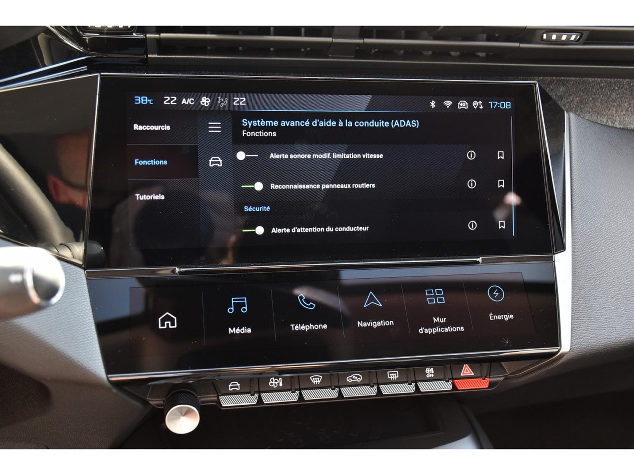 Peugeot 408 1.6 PHEV Hybride EAT8 Allure GPS LANE CAM360 1° MAIN (2024) - Photo 13