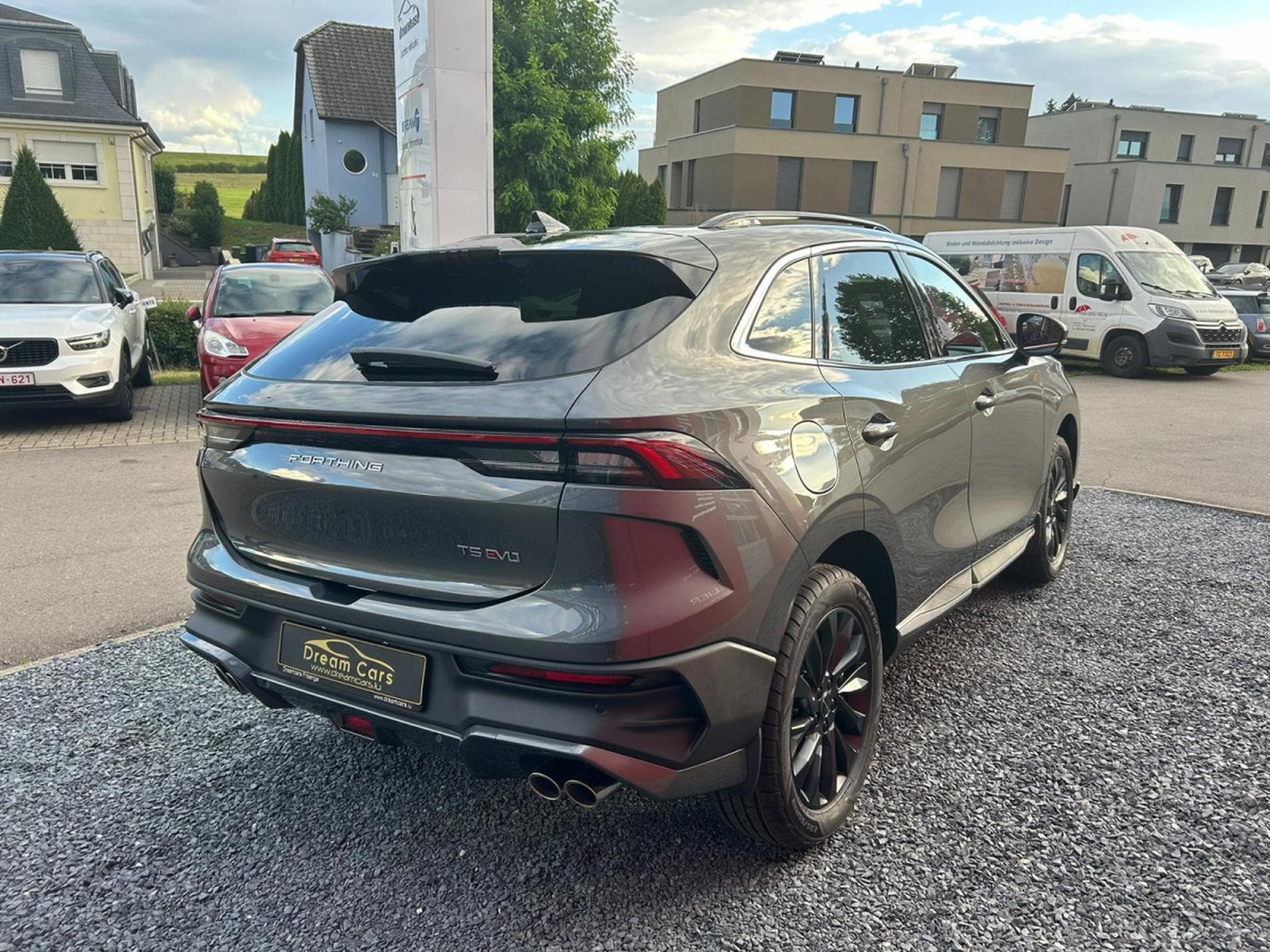 Forthing T5 EVO 1.5 TURBO AUTO FULL OPTIONS (2026) - Foto 4