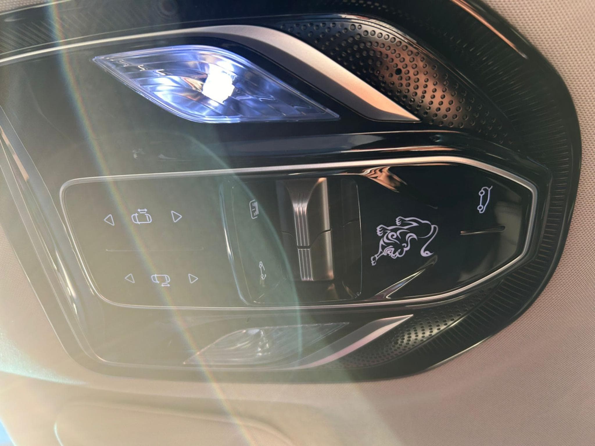 Forthing U-Tour FORTHING 9 HEV 7 PLACES FULL OPTIONS (2026) - Photo 20