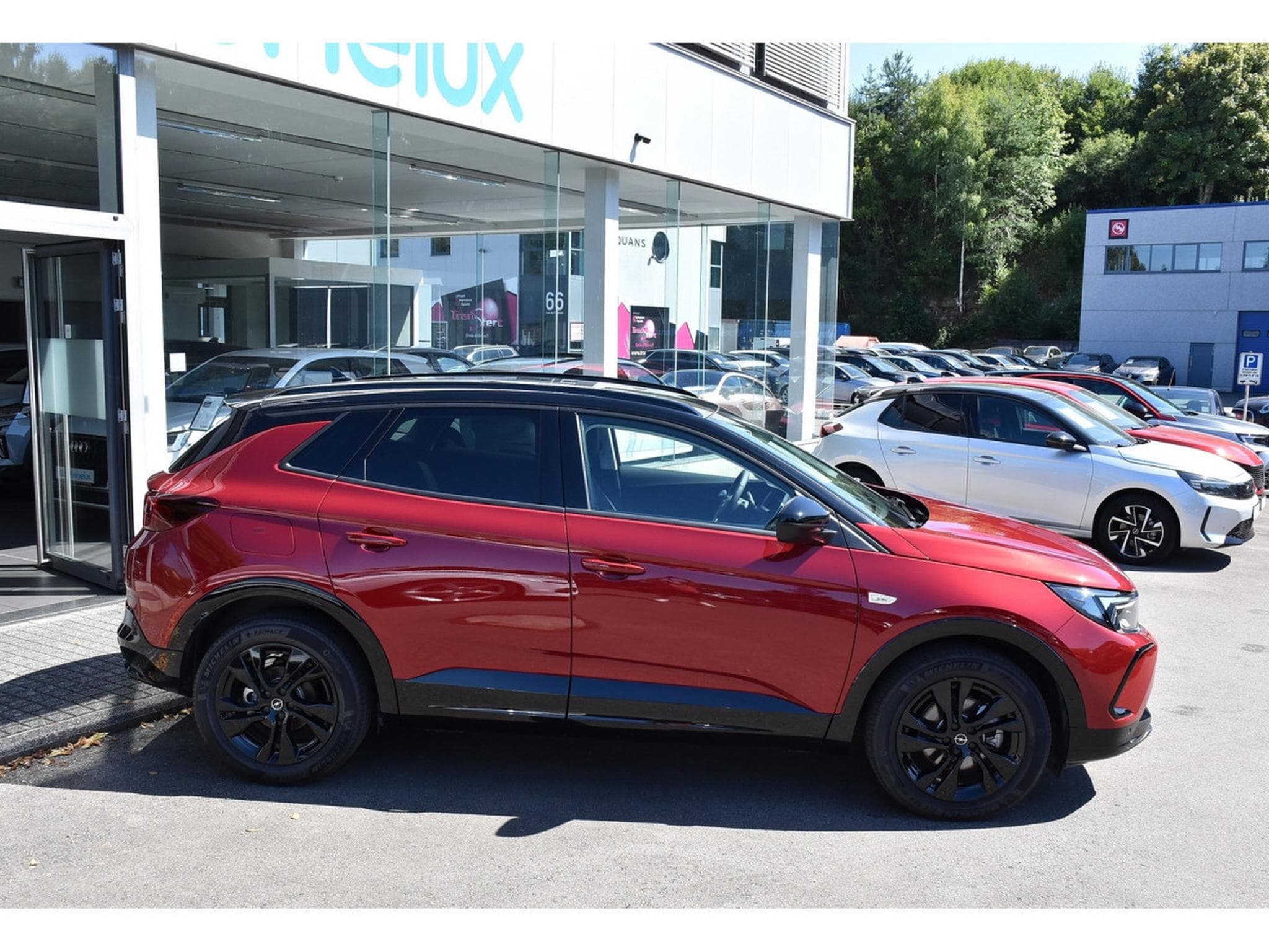 Opel Grandland 1.2 Turbo GS Auto. ACC GPS LANE SIDE PARK CAM 1° MAIN (2024) - Foto 3