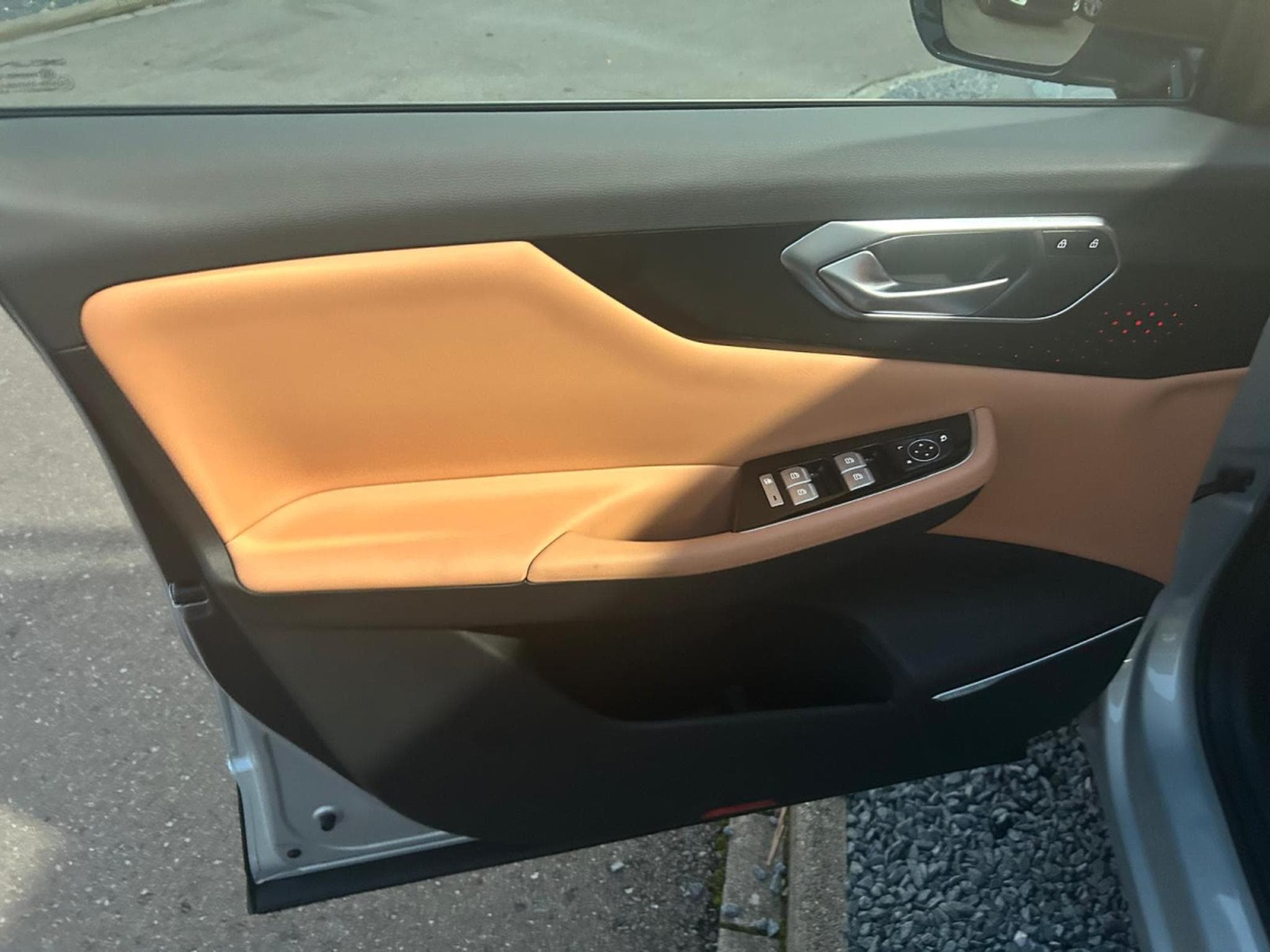 Baic X75 1.5 TURBO AUTO FULL OPTIONS (2026) - Photo 8