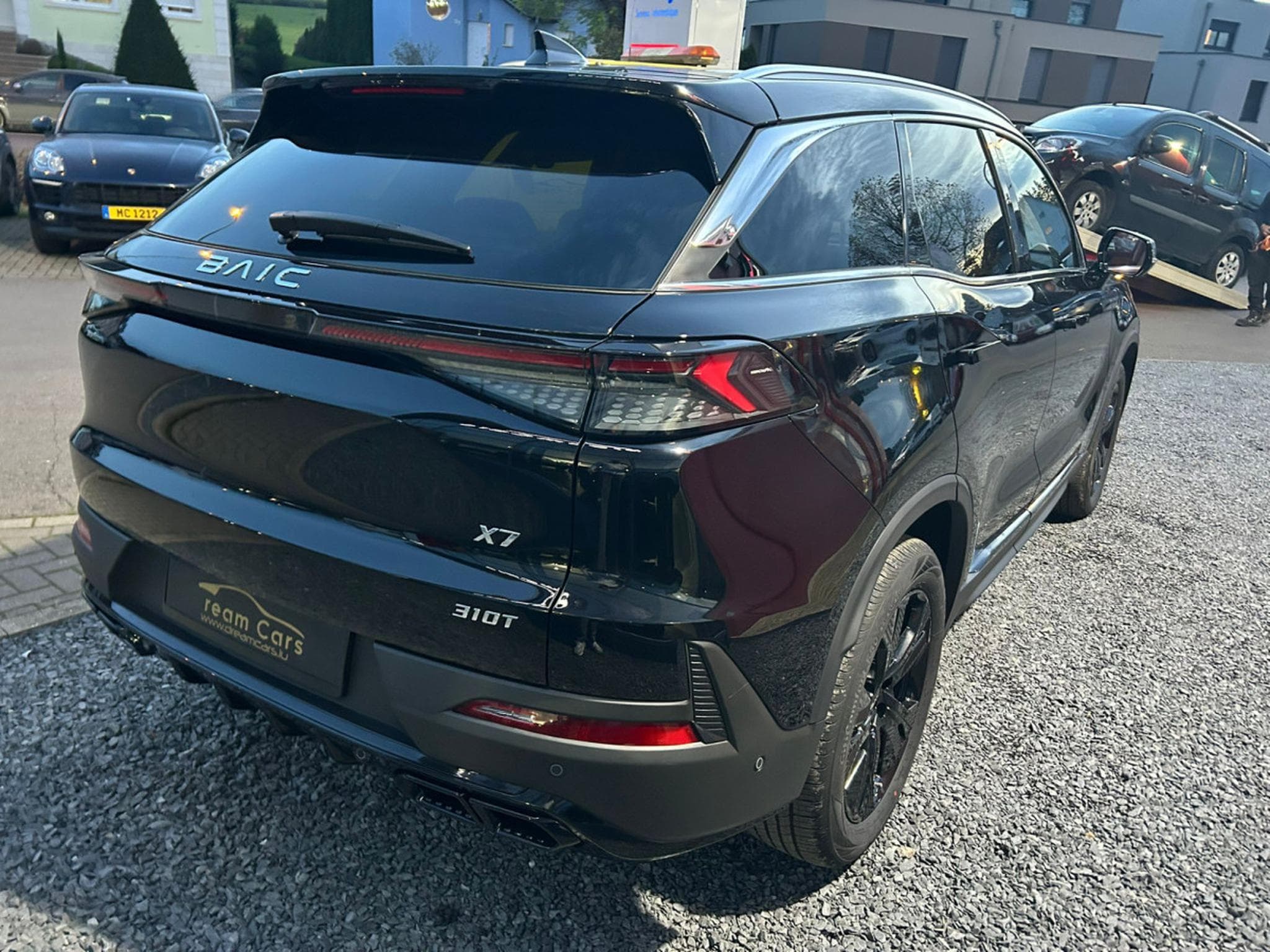 Baic X75 1.5 TURBO AUTO FULL OPTIONS (2026) - Photo 4