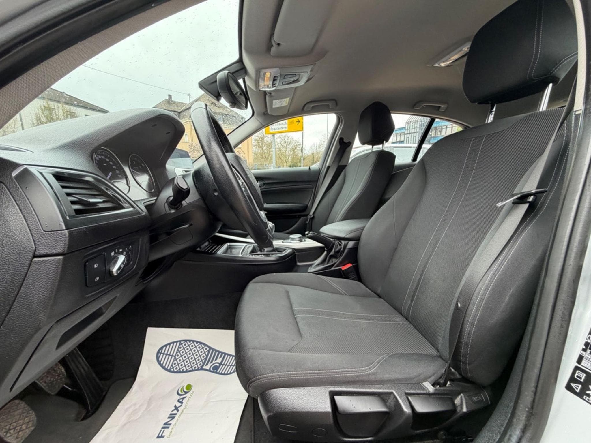 BMW 118 d 150 PS/ xDrive Advantage/LED/NAVI/ (2019) - Foto 10