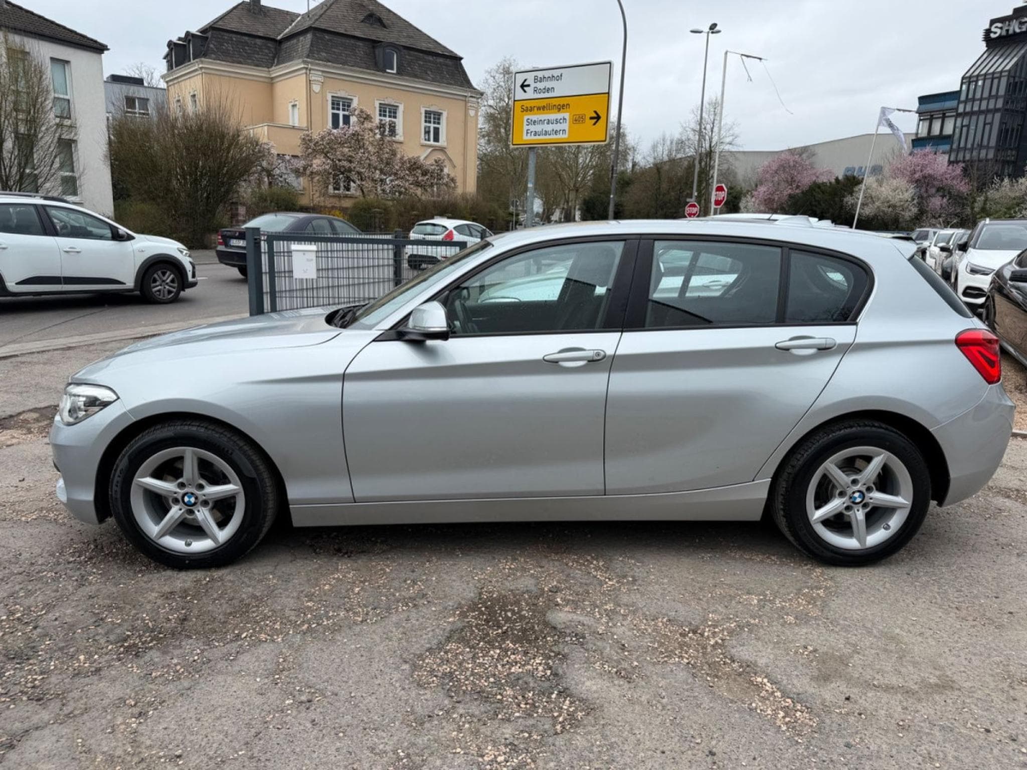 BMW 118 d 150 PS/ xDrive Advantage/LED/NAVI/ (2019) - Foto 3
