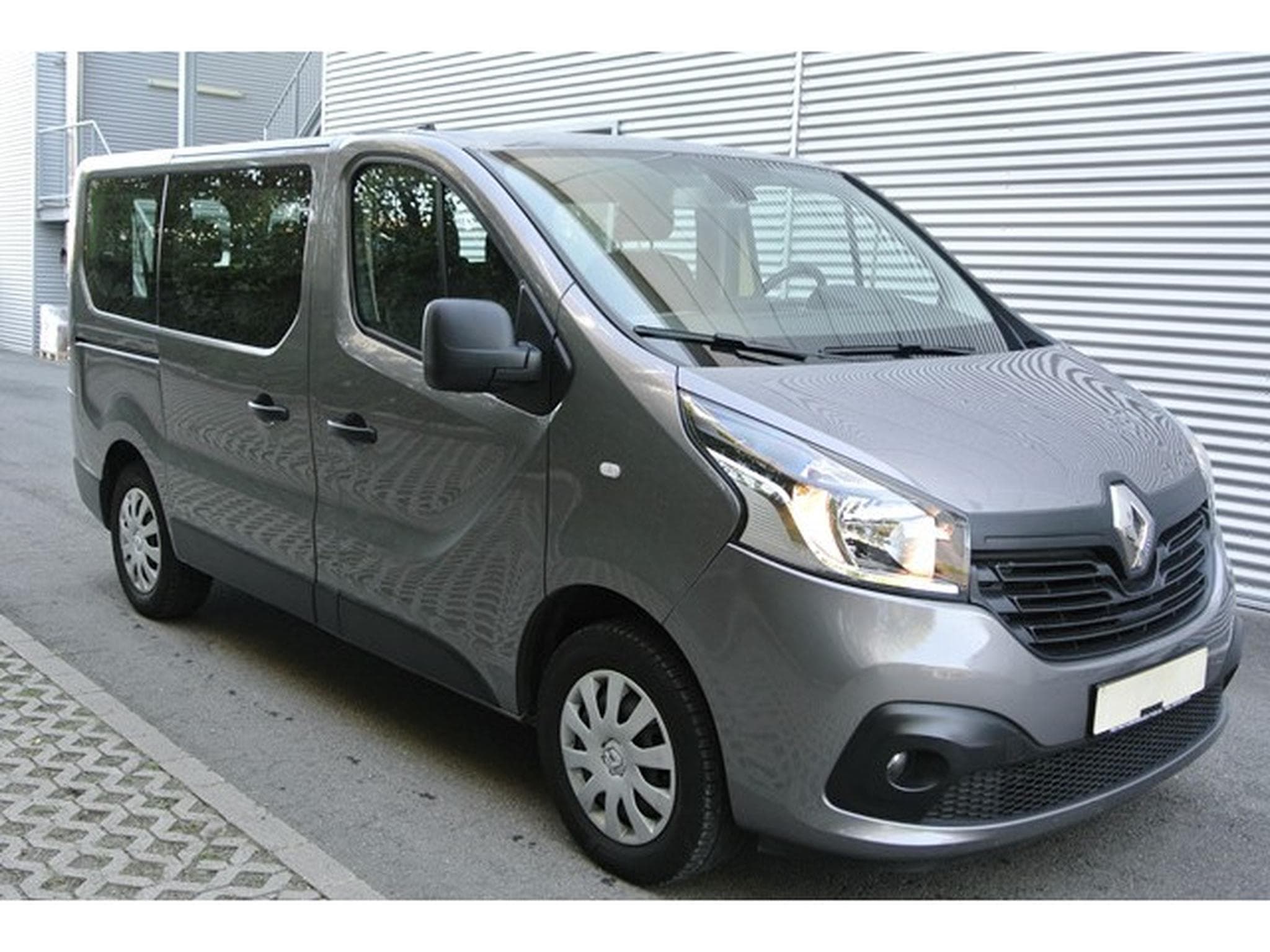 Renault Trafic LOCATION 1.6 DCI 120 9 PLACES - LOCATION RENAULT TRAFIC 9 PL (2019) - Foto 1
