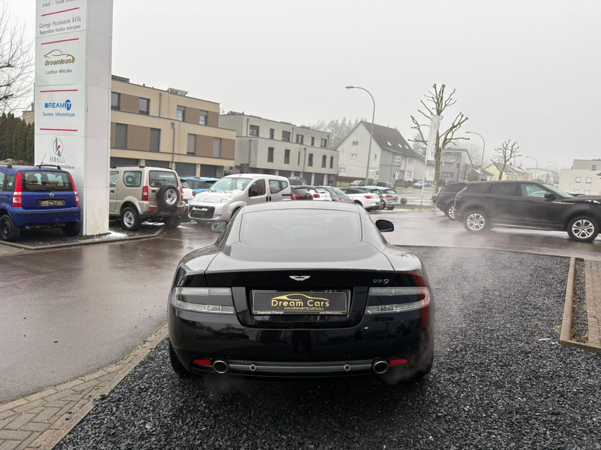 Aston-Martin DB9 BLACK SERIES (2010) - Photo 4
