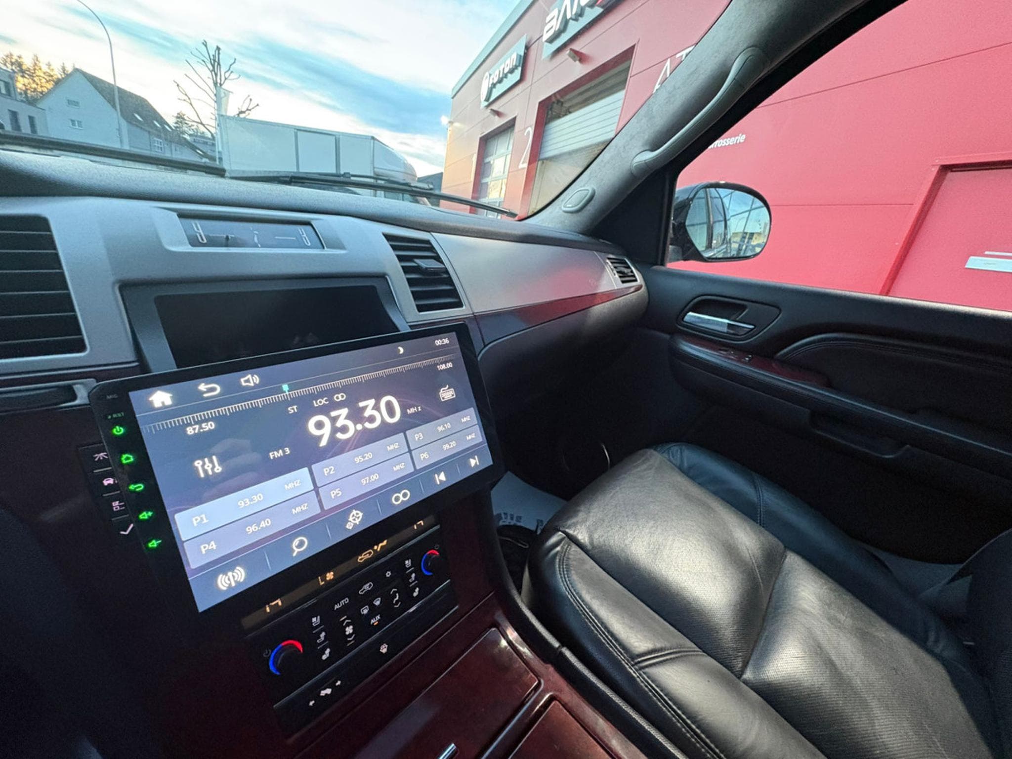 Cadillac Escalade ESV (2006) - Photo 12