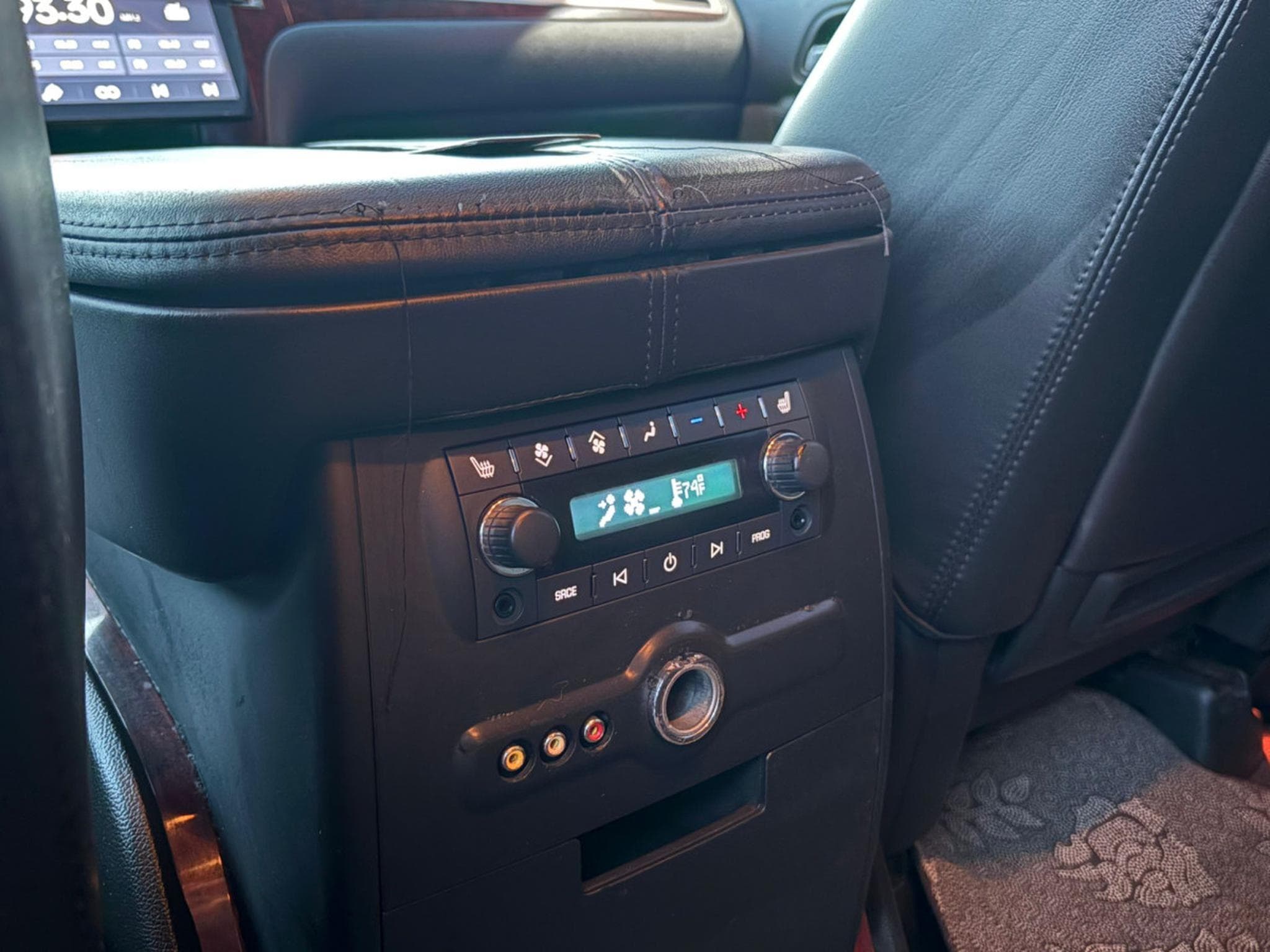 Cadillac Escalade ESV (2006) - Photo 16