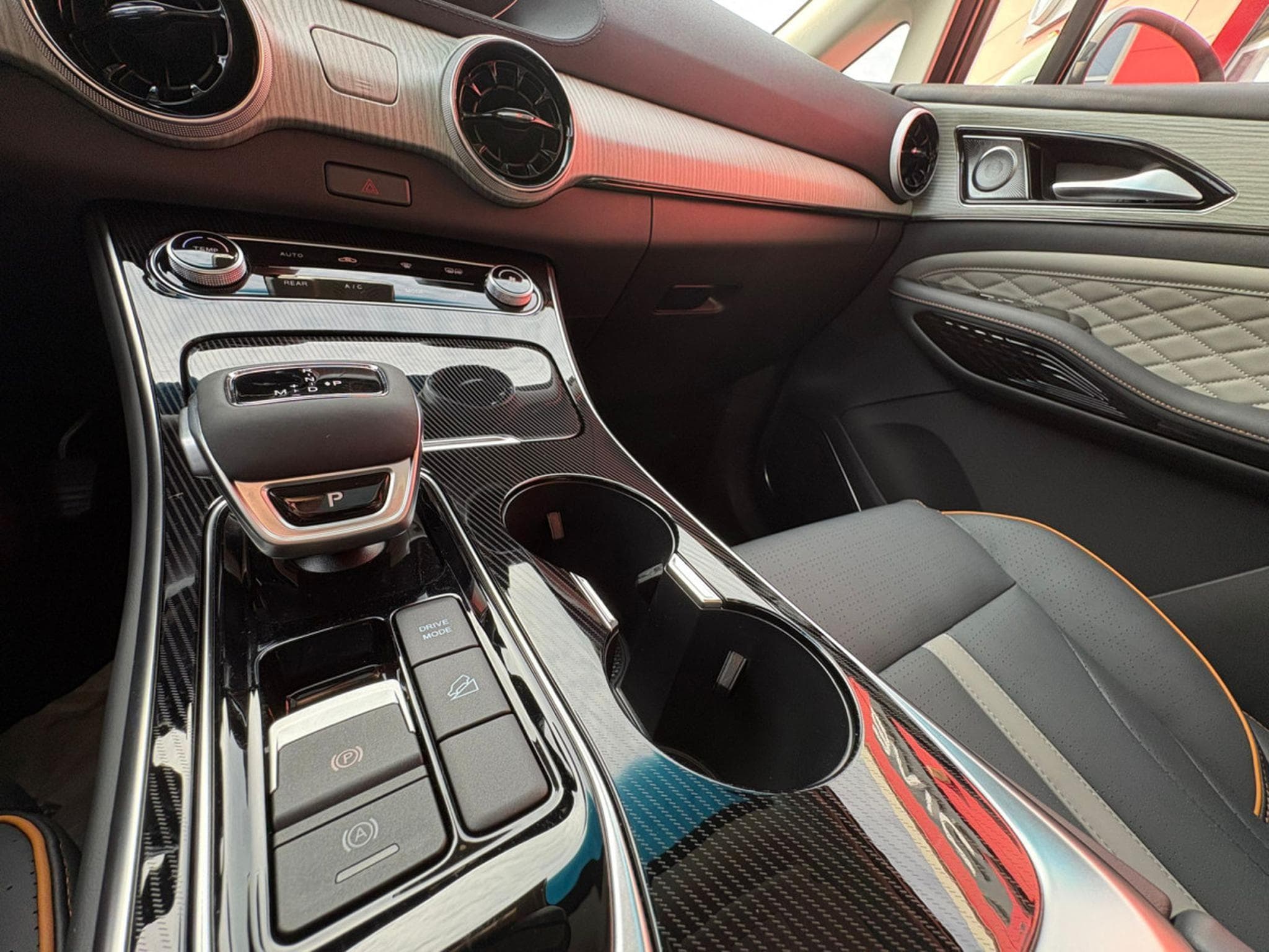 Forthing U-Tour FORTHING 4 U TOUR 7 PLACES (2026) - Photo 21