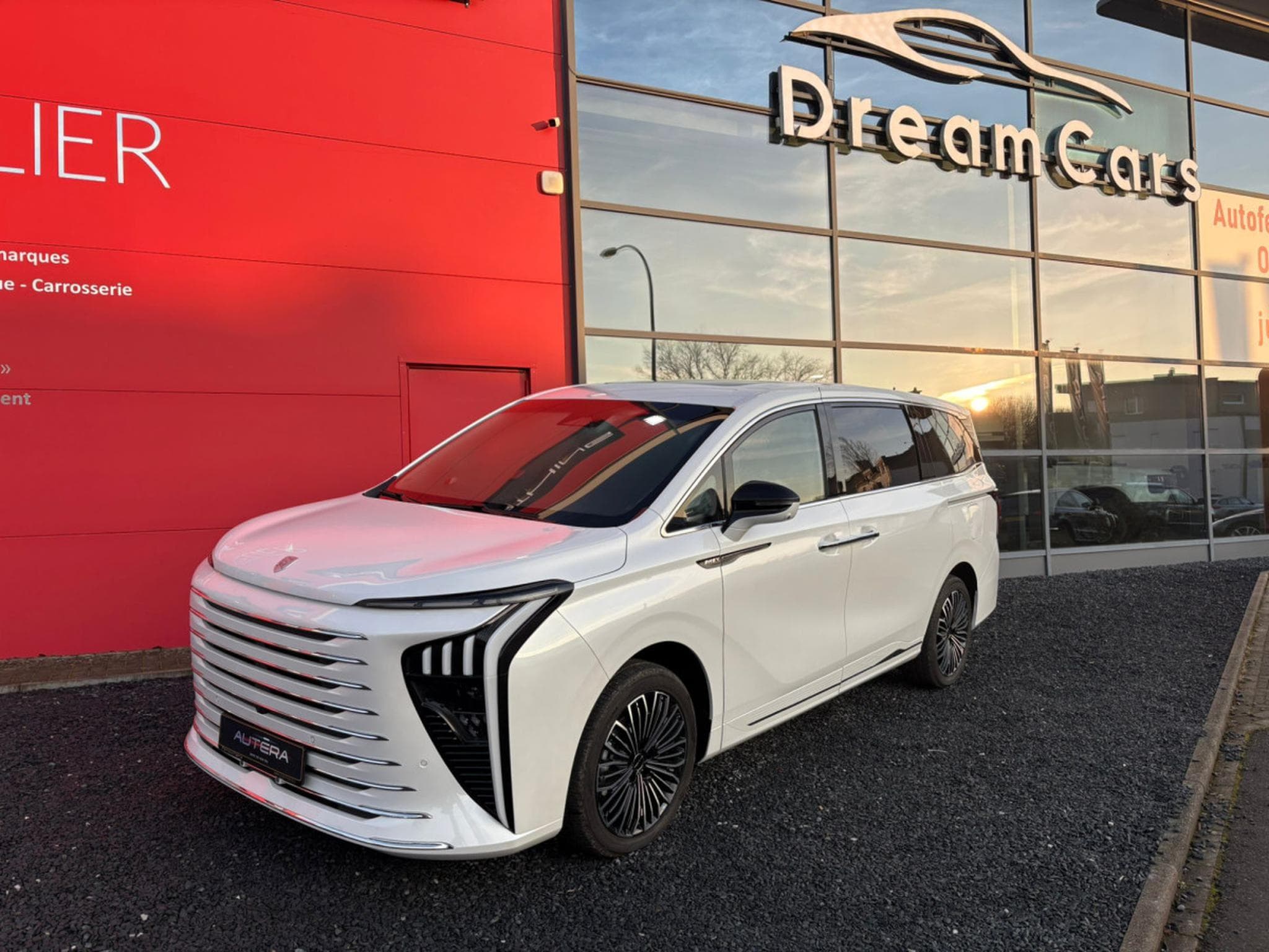 Forthing U-Tour FORTHING 9 PHEV 7 PLACES FULL OPTIONS (2026) - Photo 1