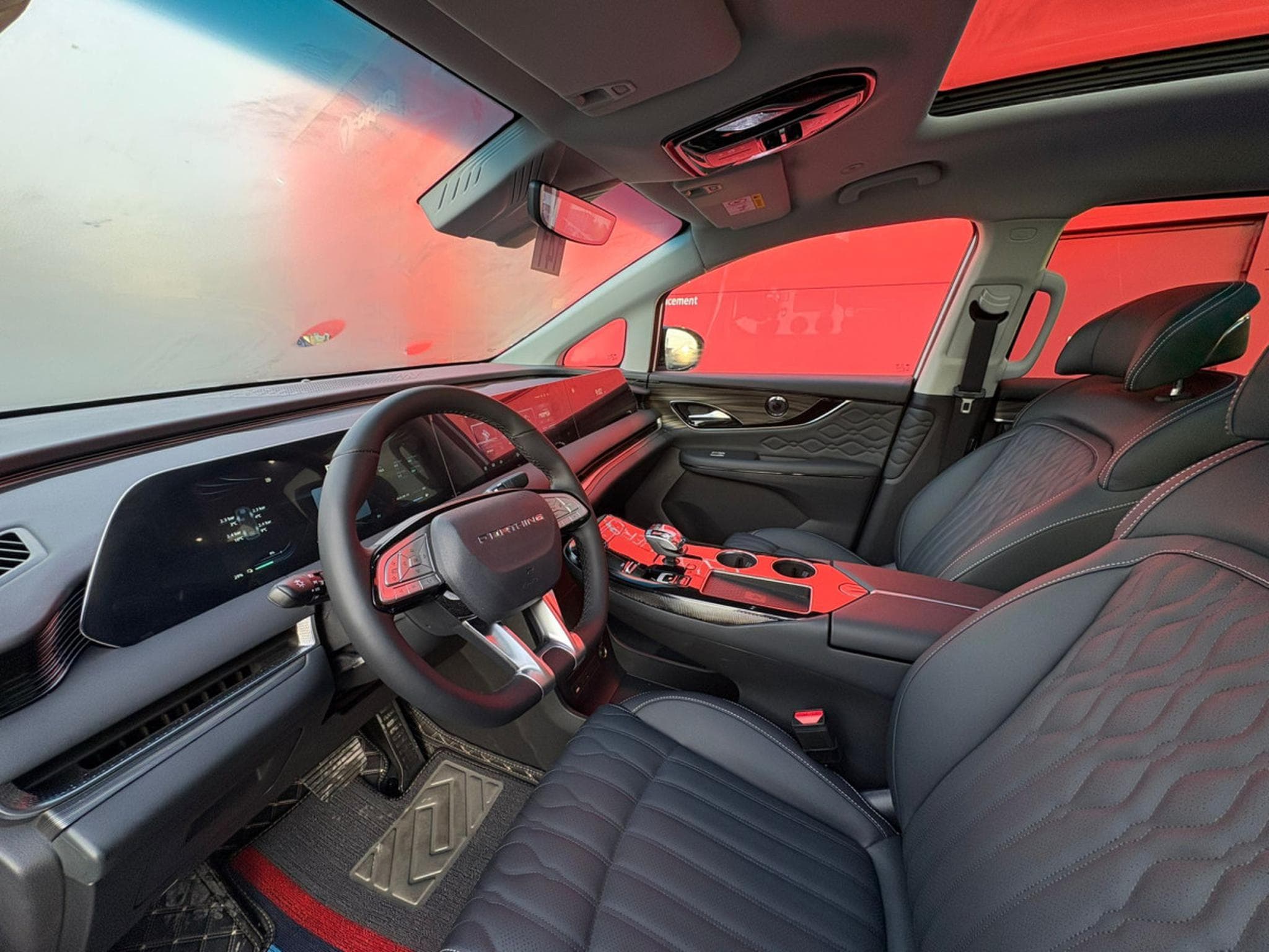 Forthing U-Tour FORTHING 9 PHEV 7 PLACES FULL OPTIONS (2026) - Photo 12