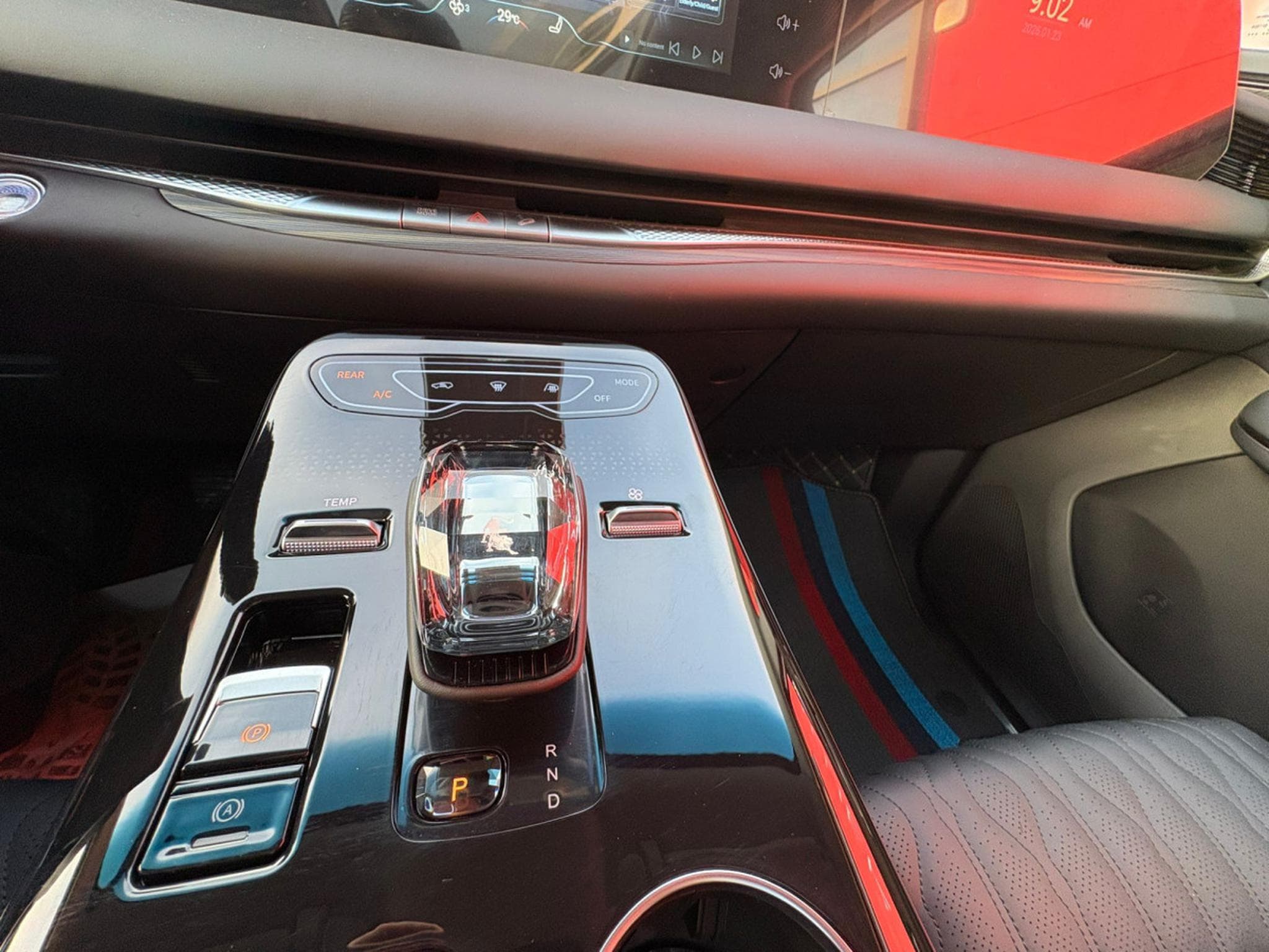 Forthing U-Tour FORTHING 9 PHEV 7 PLACES FULL OPTIONS (2026) - Photo 18