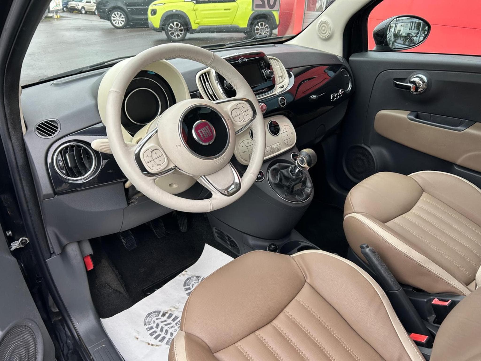 Fiat 500 1.3 LOUNGE (2015) - Photo 7