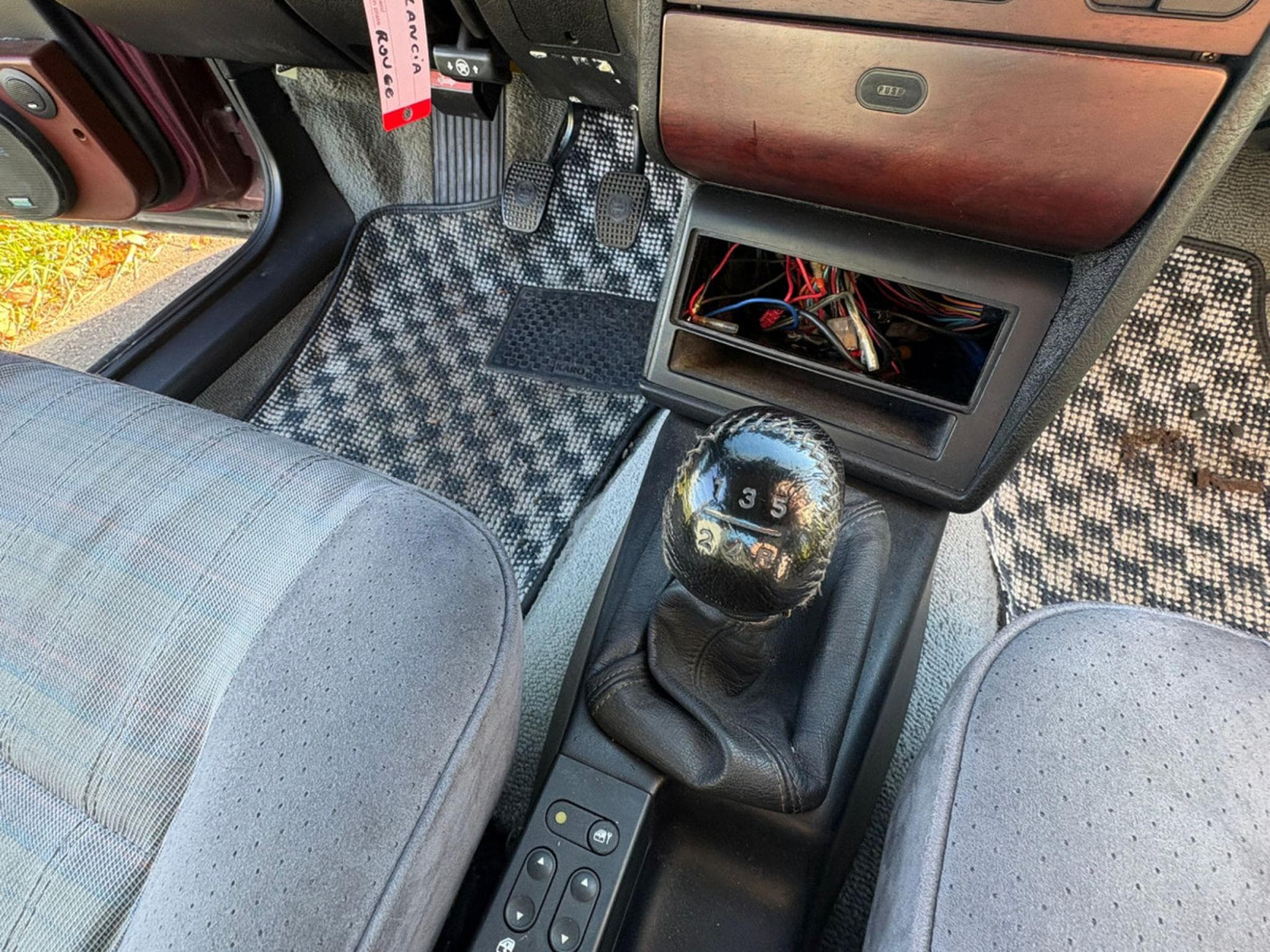 Lancia Dedra TURBO I.E HF (1994) - Photo 11