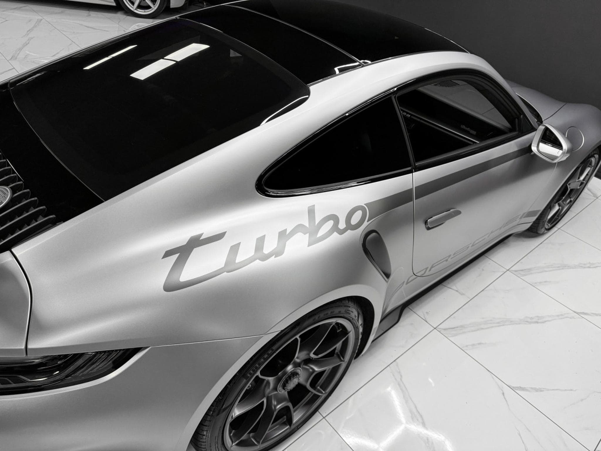 Porsche 911 TURBO 50 YEARS - FULL OPTIONS (2025) - Photo 22