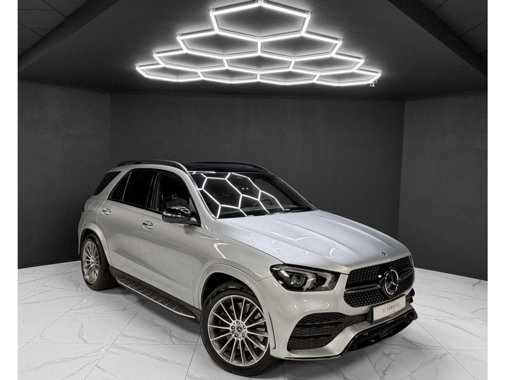 Mercedes GLE 450 AMG Line / WARRANTY 2027 / BURMESTER / 360° / PANO (2023) - Photo 7